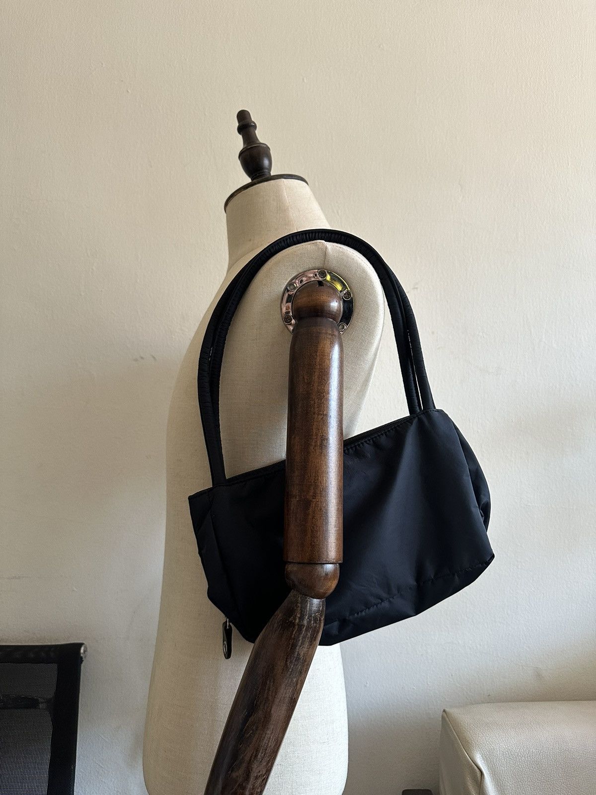 Katharine Hamnett London 2000s Katharine Hamnett Nylon Hobo Pochette Bag Size ONE SIZE - 2 Thumbnail