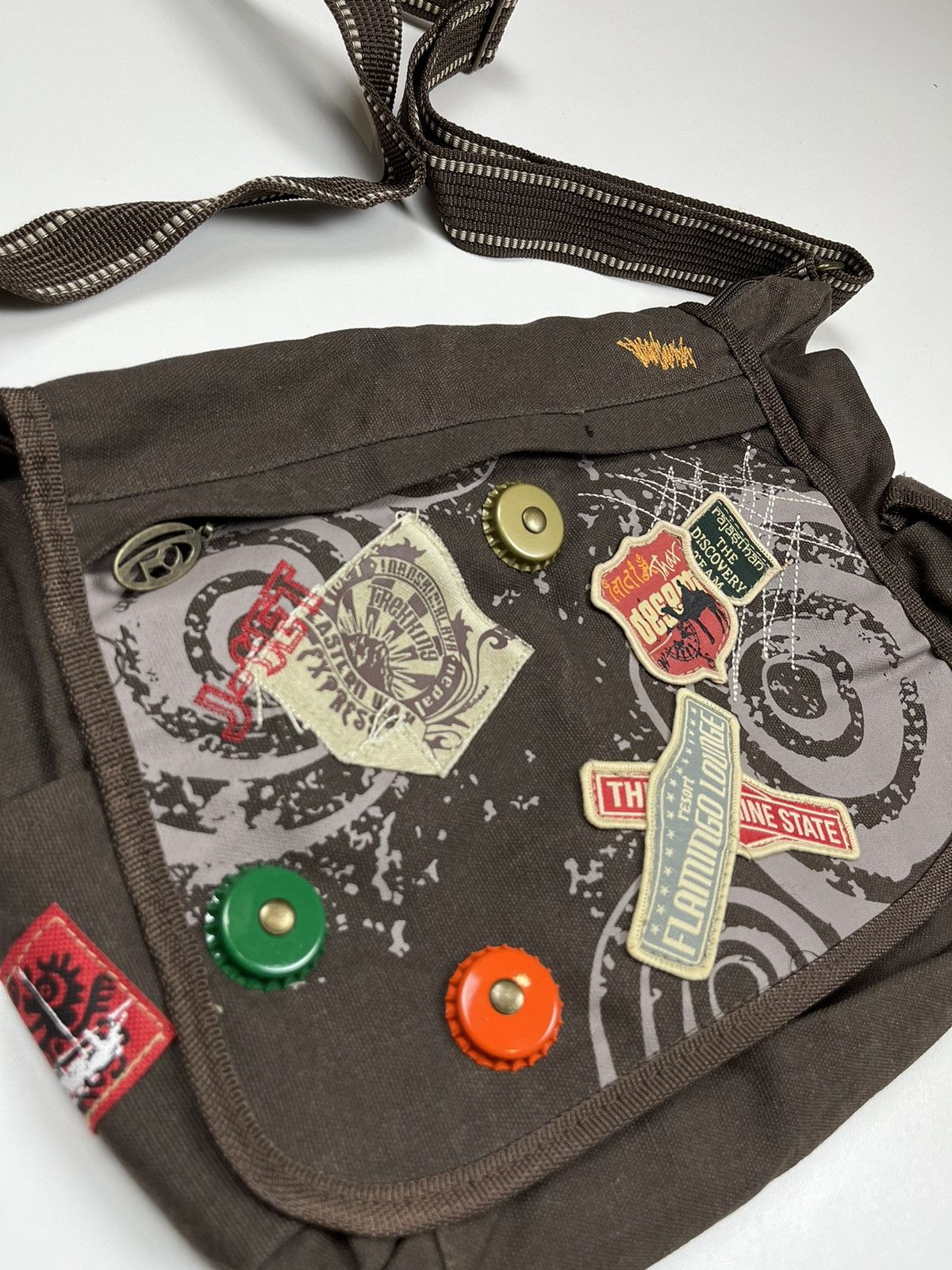 Japanese Brand y2k Patchwork Crossbody Bag Messenger Vintage Japanese Size ONE SIZE - 4 Thumbnail