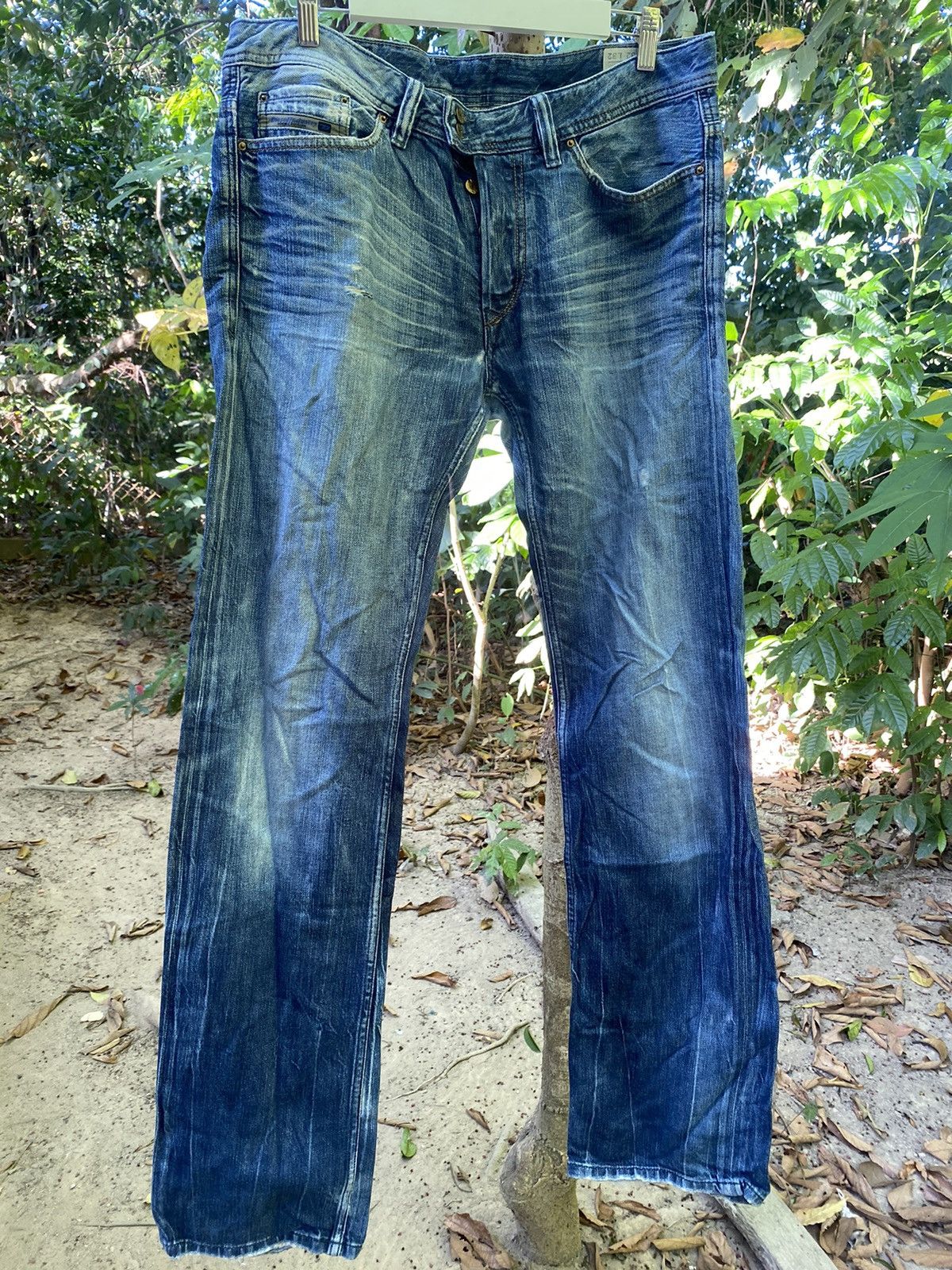 Designer × Diesel × Vintage Vintage diesel viker r box denim pants Size US 32 / EU 48 - 1 Thumbnail