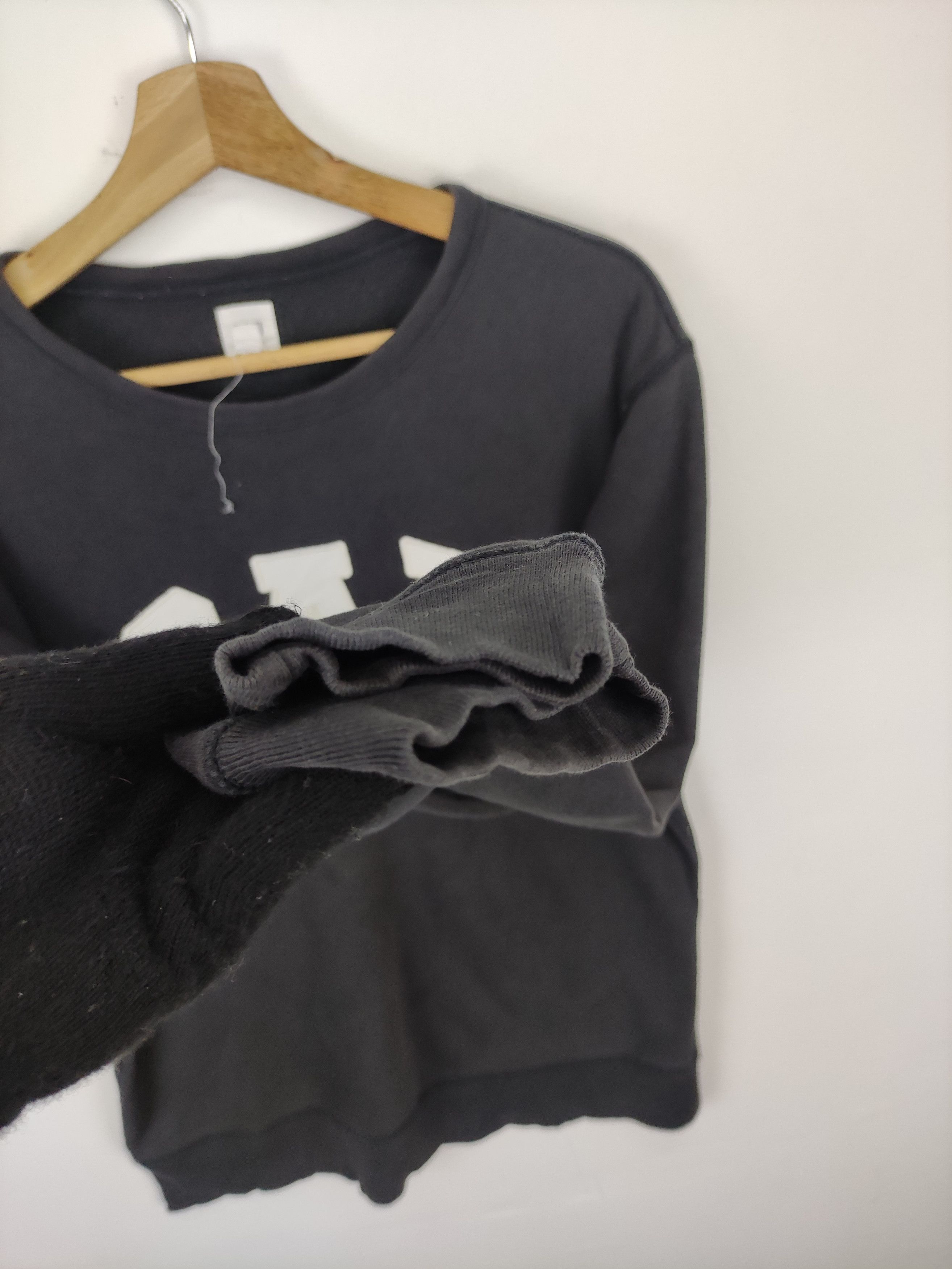 Gap Vintage Gap Sweatshirt Big Logo Jumper Size US M / EU 48-50 / 2 - 3 Thumbnail