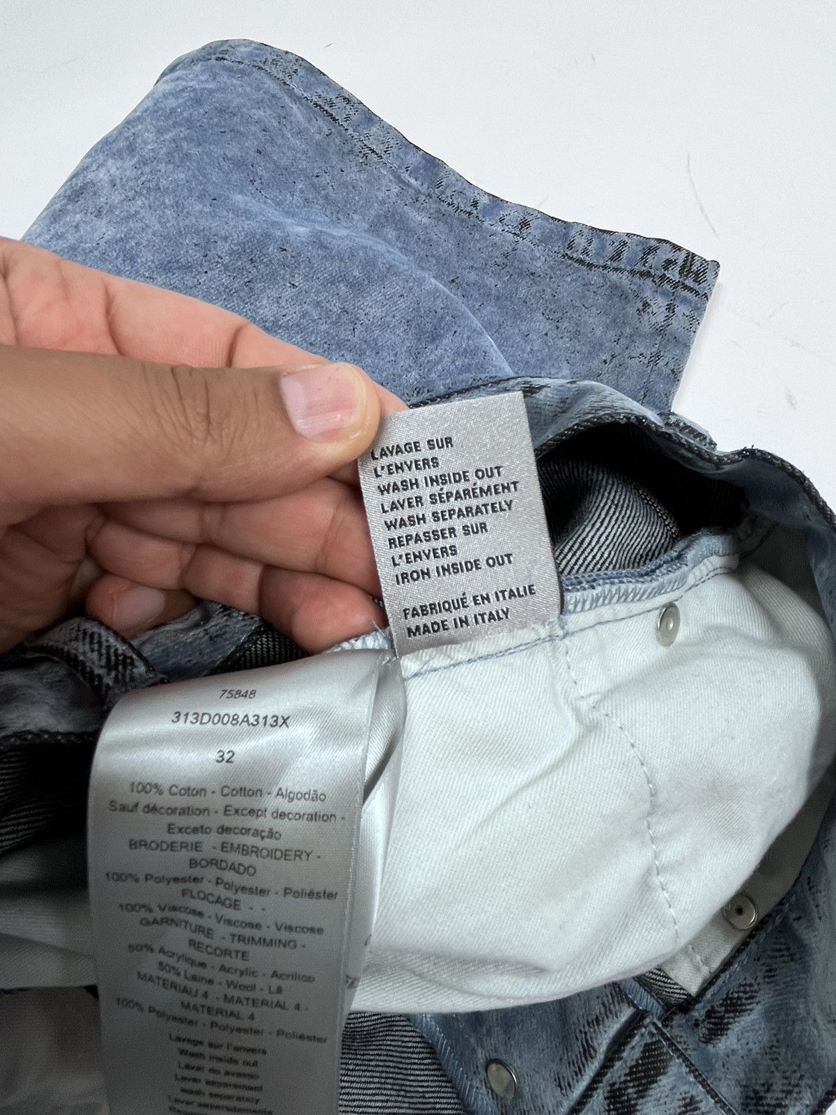 Dior × ERL Velvety Distressed Short Size US 32 / EU 48 - 13 Thumbnail