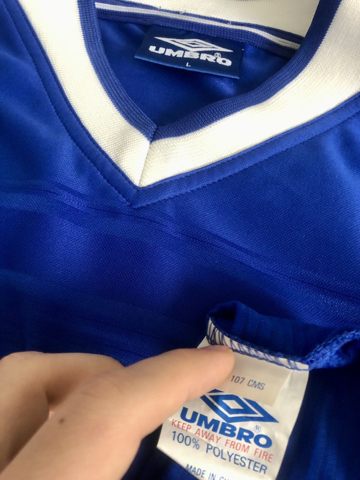 Umbro Umbro vintage Everton soccer jersey Size US L / EU 52-54 / 3 - 6 Thumbnail