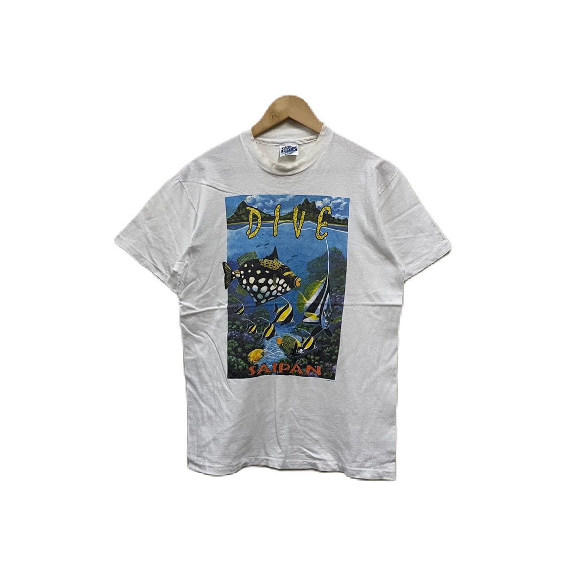 Vintage 90s dive saipan tshirt
