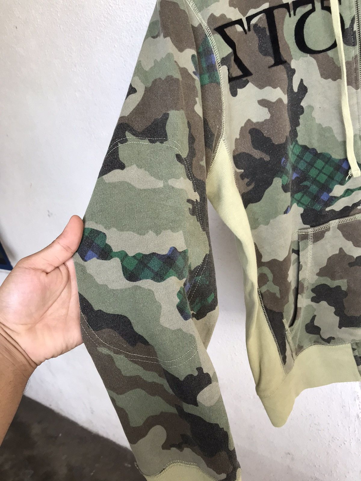 Stussy Rare❗️Vintage Stussy Camo Sweater Hoodie Inspired Bape Size US M / EU 48-50 / 2 - 11 Thumbnail