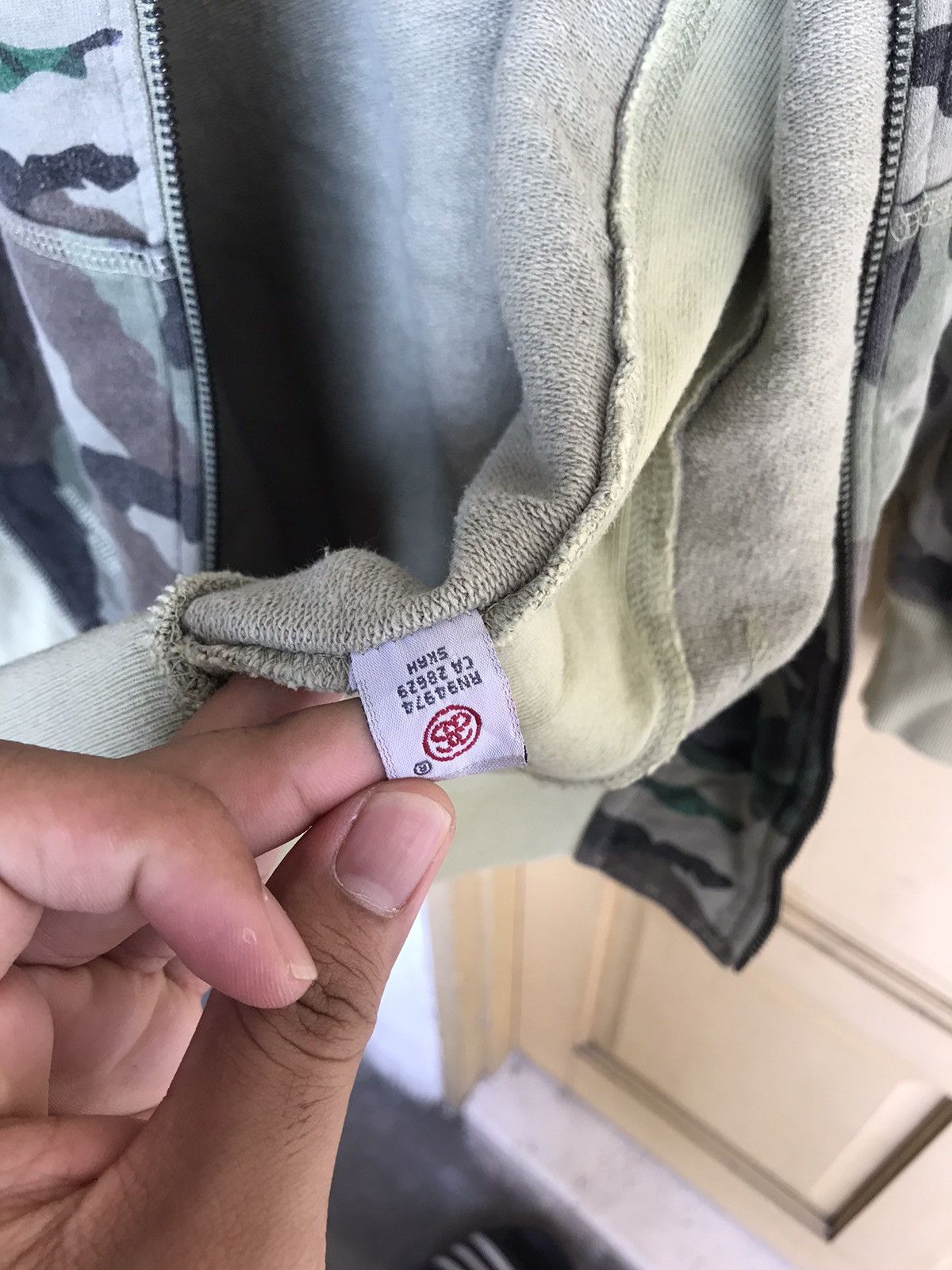 Stussy Rare❗️Vintage Stussy Camo Sweater Hoodie Inspired Bape Size US M / EU 48-50 / 2 - 14 Thumbnail