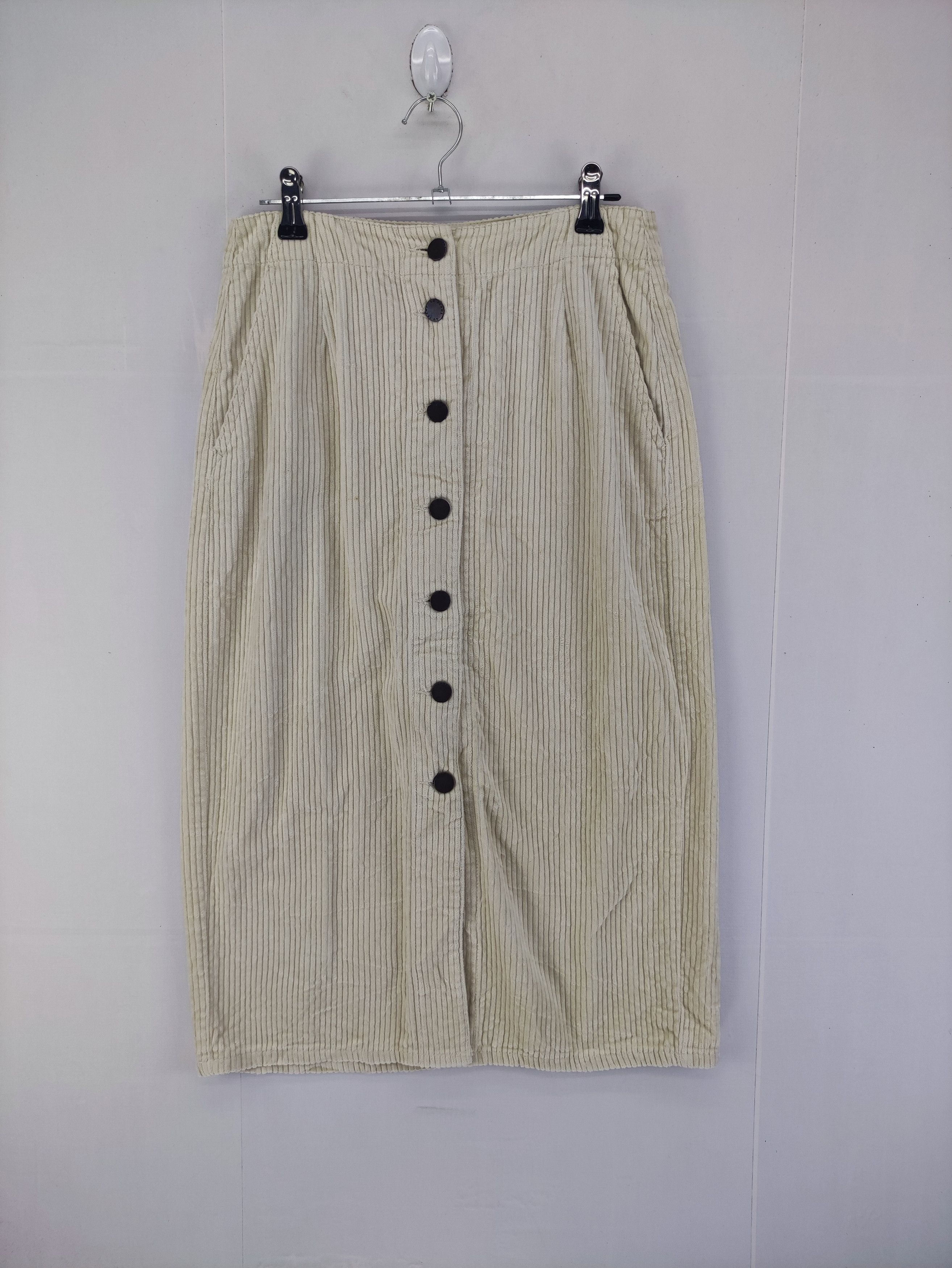 image of Corduroi Club x Gu Vintage Gu Cuduroy Midi Skirt Button Up in Cream, Women's (Size 26)