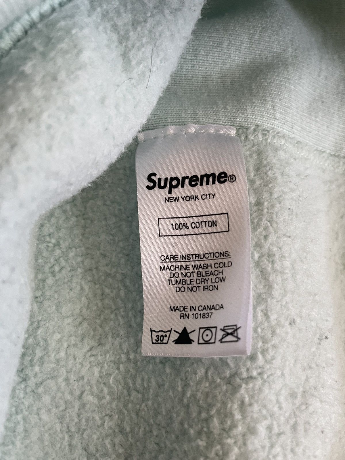 Supreme Supreme (FW17) Ice Blue Box Logo Hoodie Size US L / EU 52-54 / 3 - 5 Thumbnail