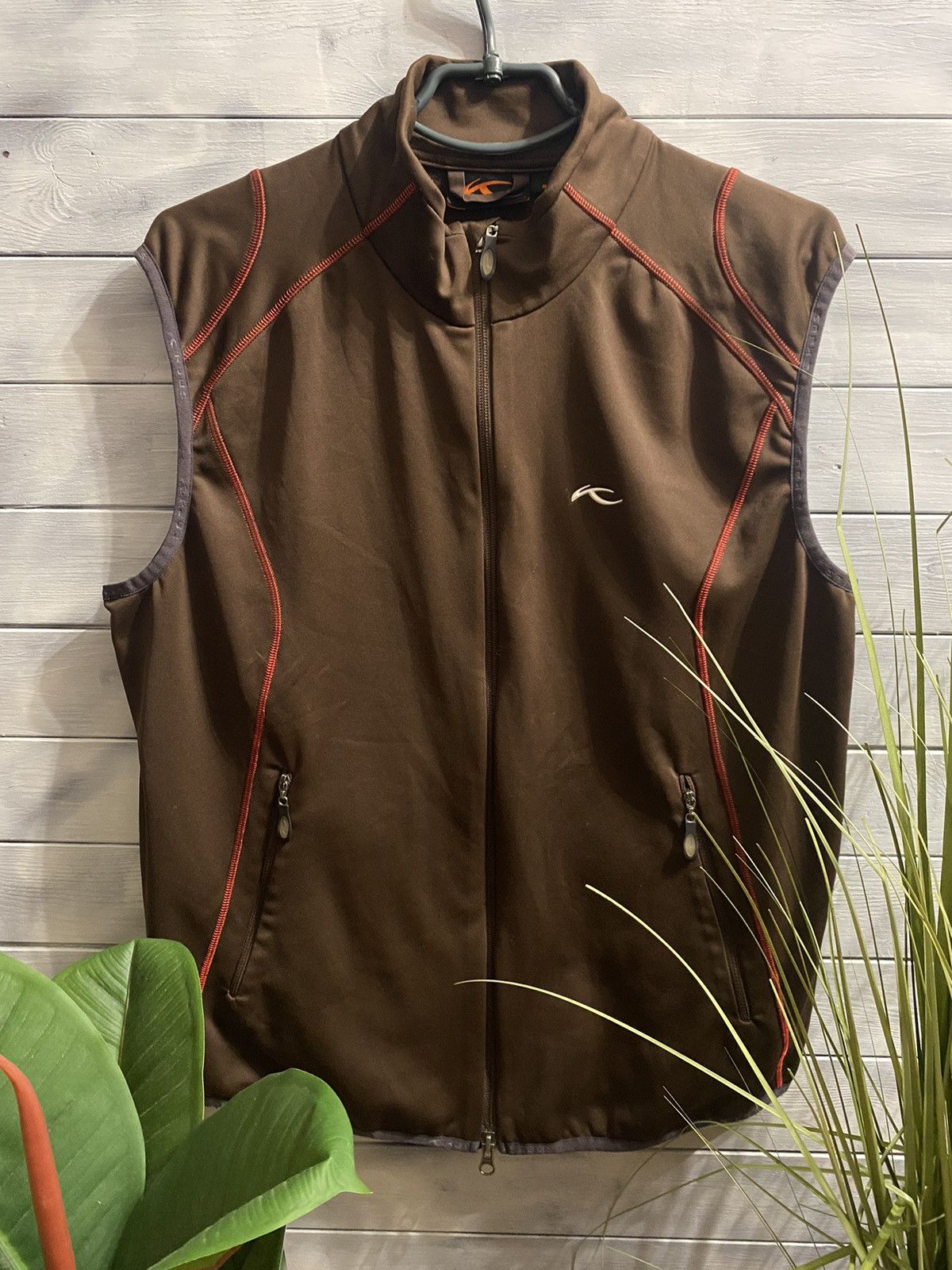 KJUS Rare Vest KJUS outdoor ski style. Size US L / EU 52-54 / 3 - 1 Thumbnail
