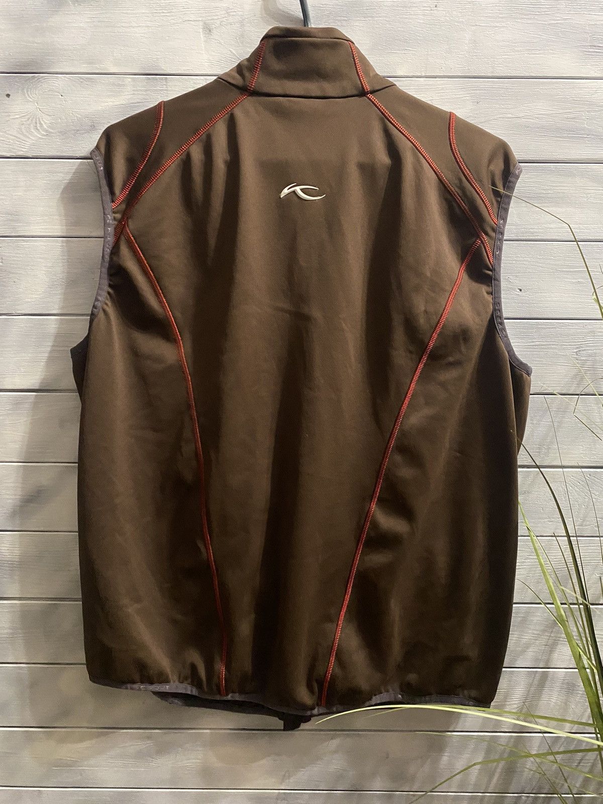 KJUS Rare Vest KJUS outdoor ski style. Size US L / EU 52-54 / 3 - 10 Thumbnail
