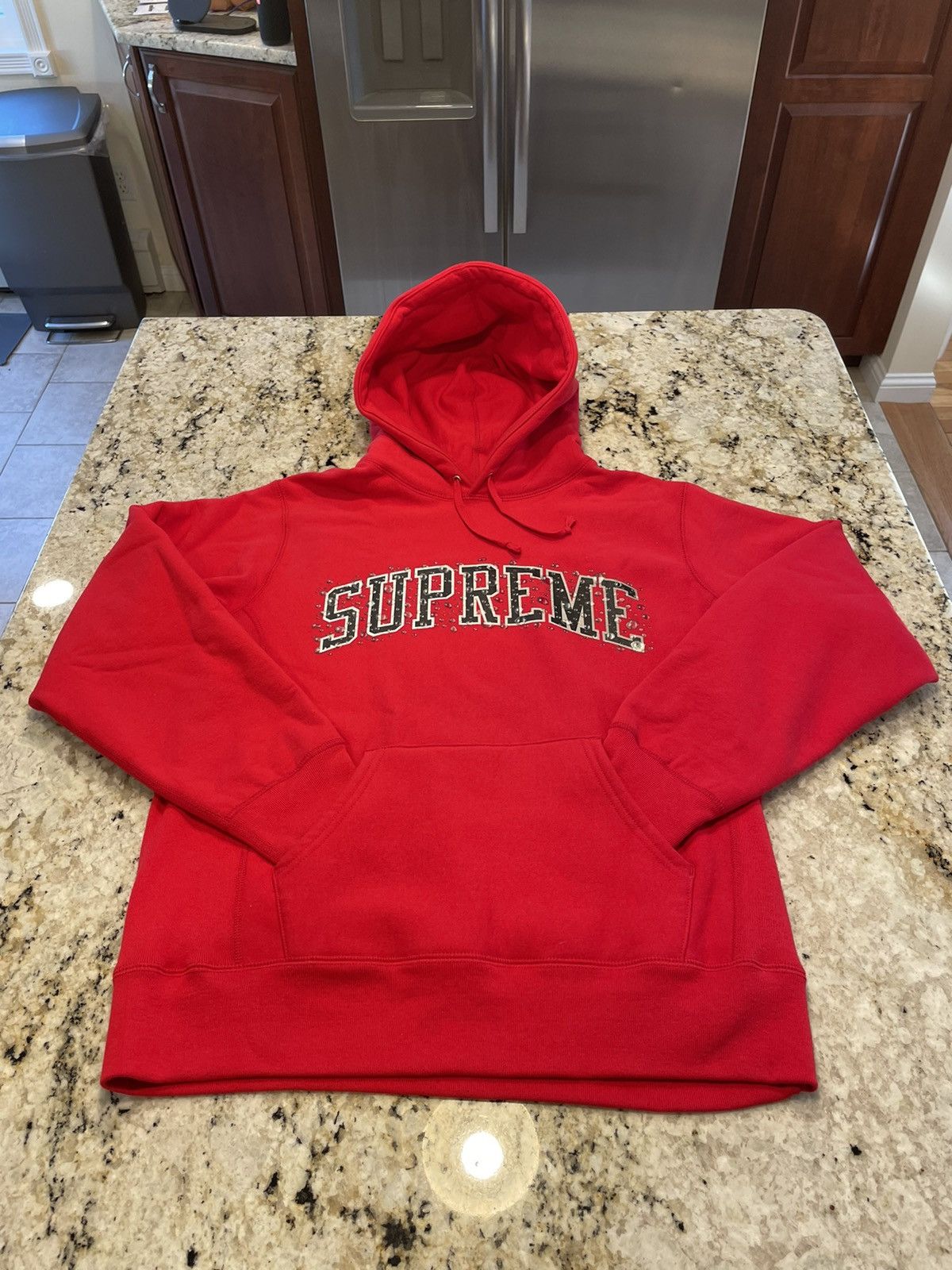 image of Supreme Fw18 Water Arc Logo Hoodie in Red, Men's (Size Medium)