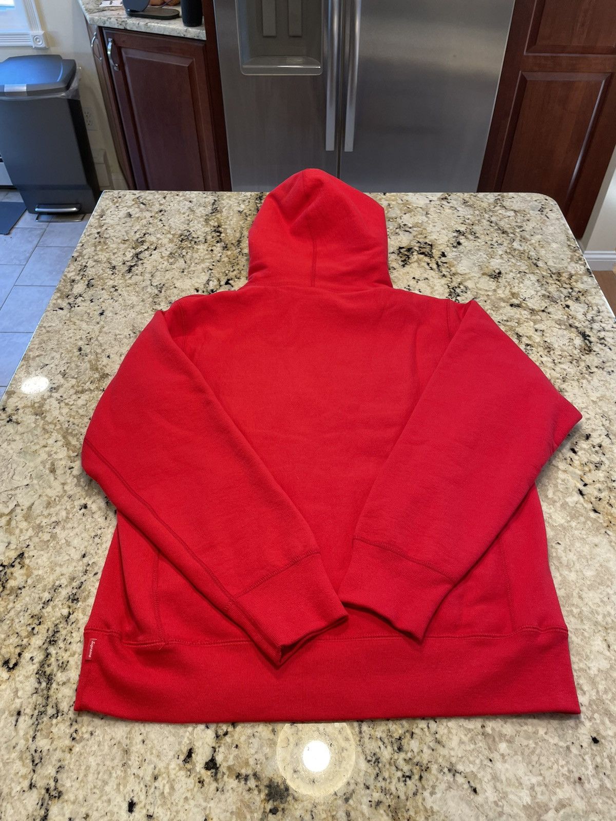 Supreme FW18 WATER ARC LOGO HOODIE Size US M / EU 48-50 / 2 - 5 Thumbnail
