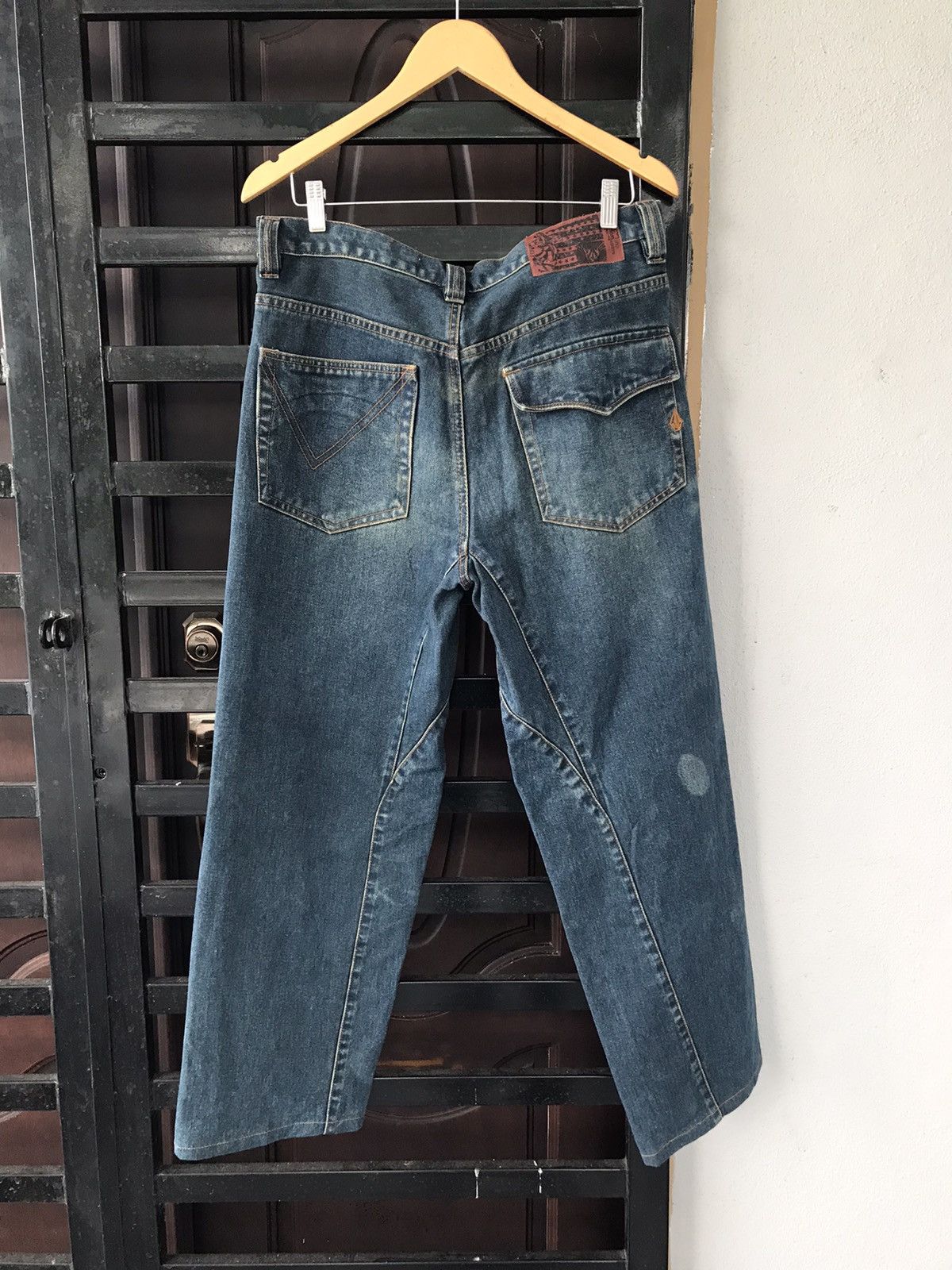 Vintage × Volcom Vintage Rare Volcom Skateboards Baggy Jeans Size US 34 / EU 50 - 6 Thumbnail