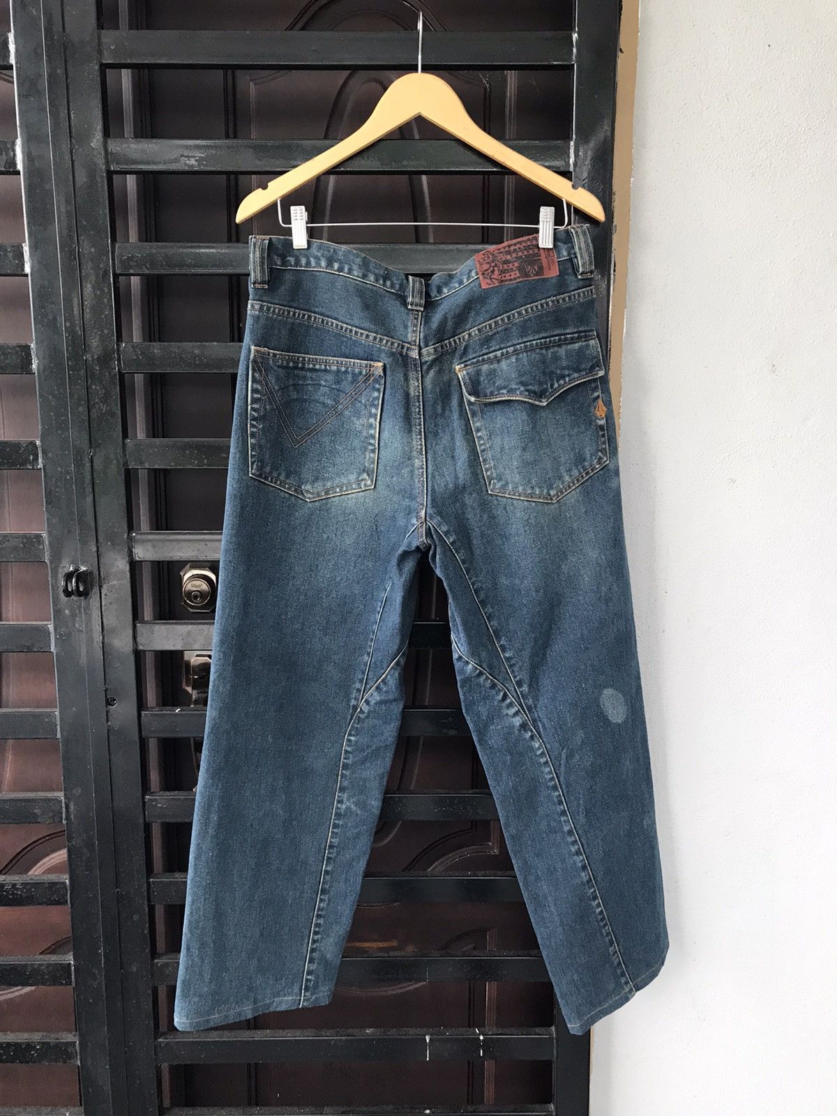 Vintage × Volcom Vintage Rare Volcom Skateboards Baggy Jeans Size US 34 / EU 50 - 12 Thumbnail