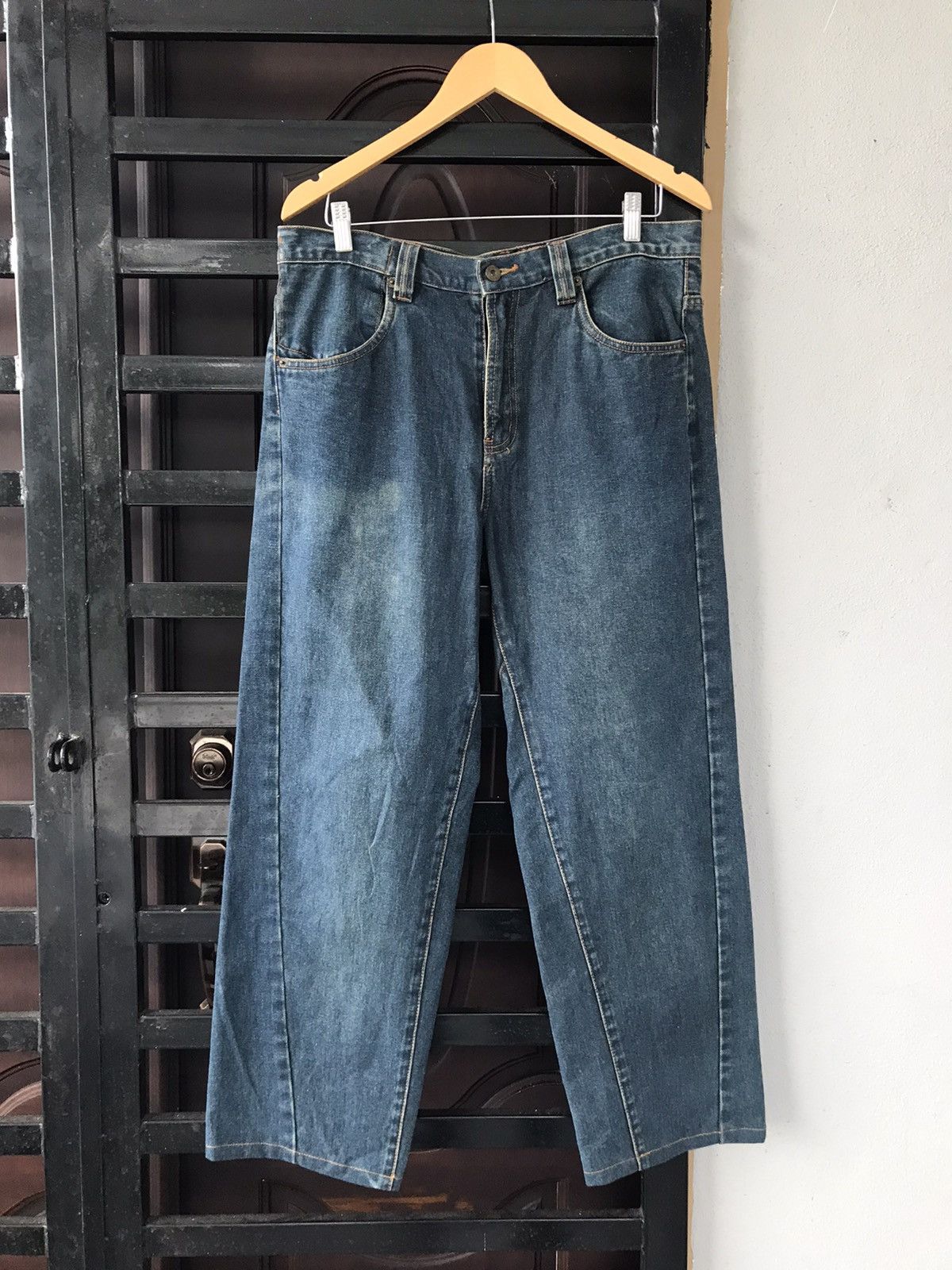 image of Vintage Volcom Skateboards Baggy Jeans in Black, Men's (Size 34)