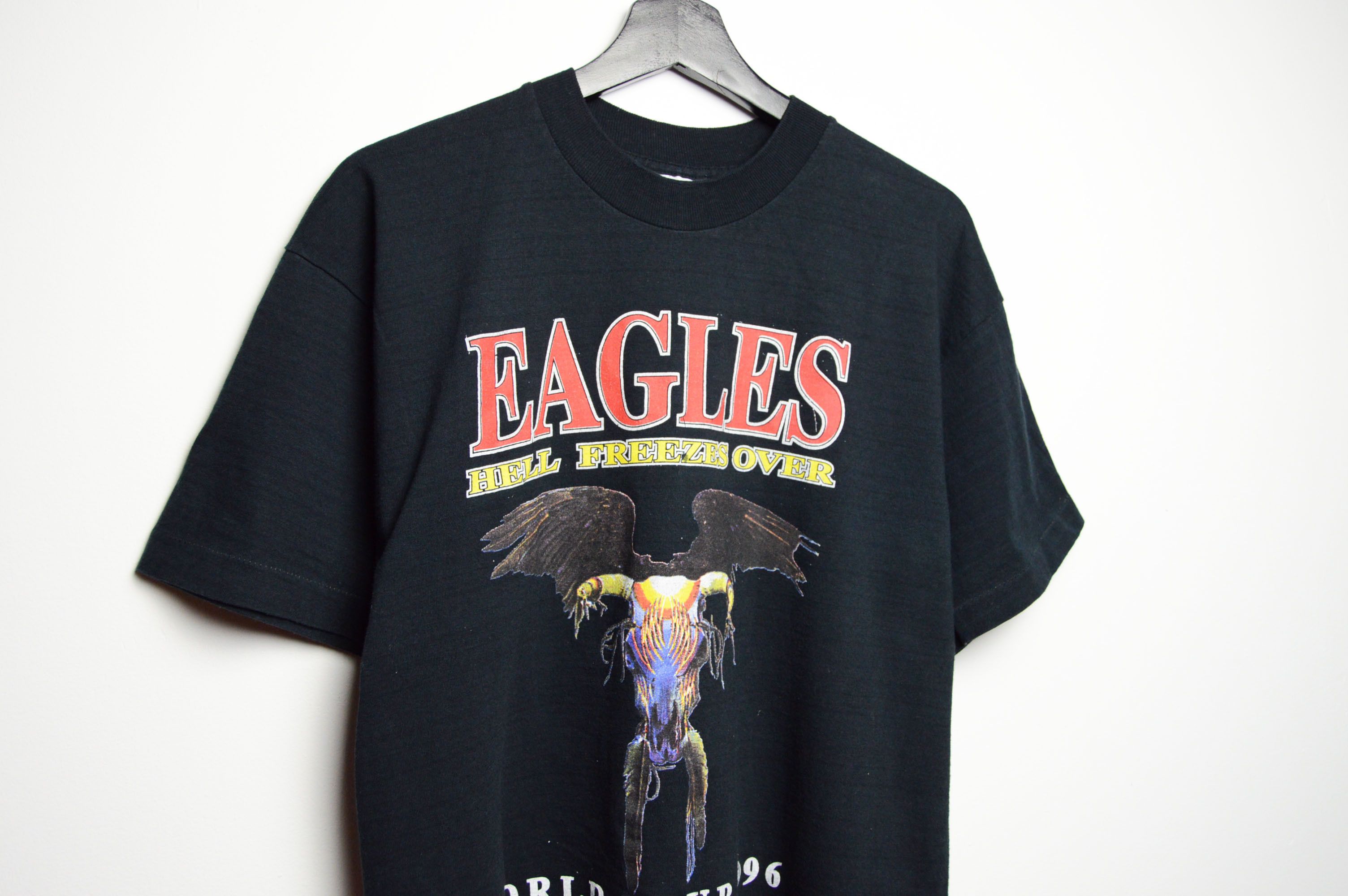 Band Tees EAGLES HELL FREEZES OVER WT1996 tee Size US L / EU 52-54 / 3 - 2 Thumbnail