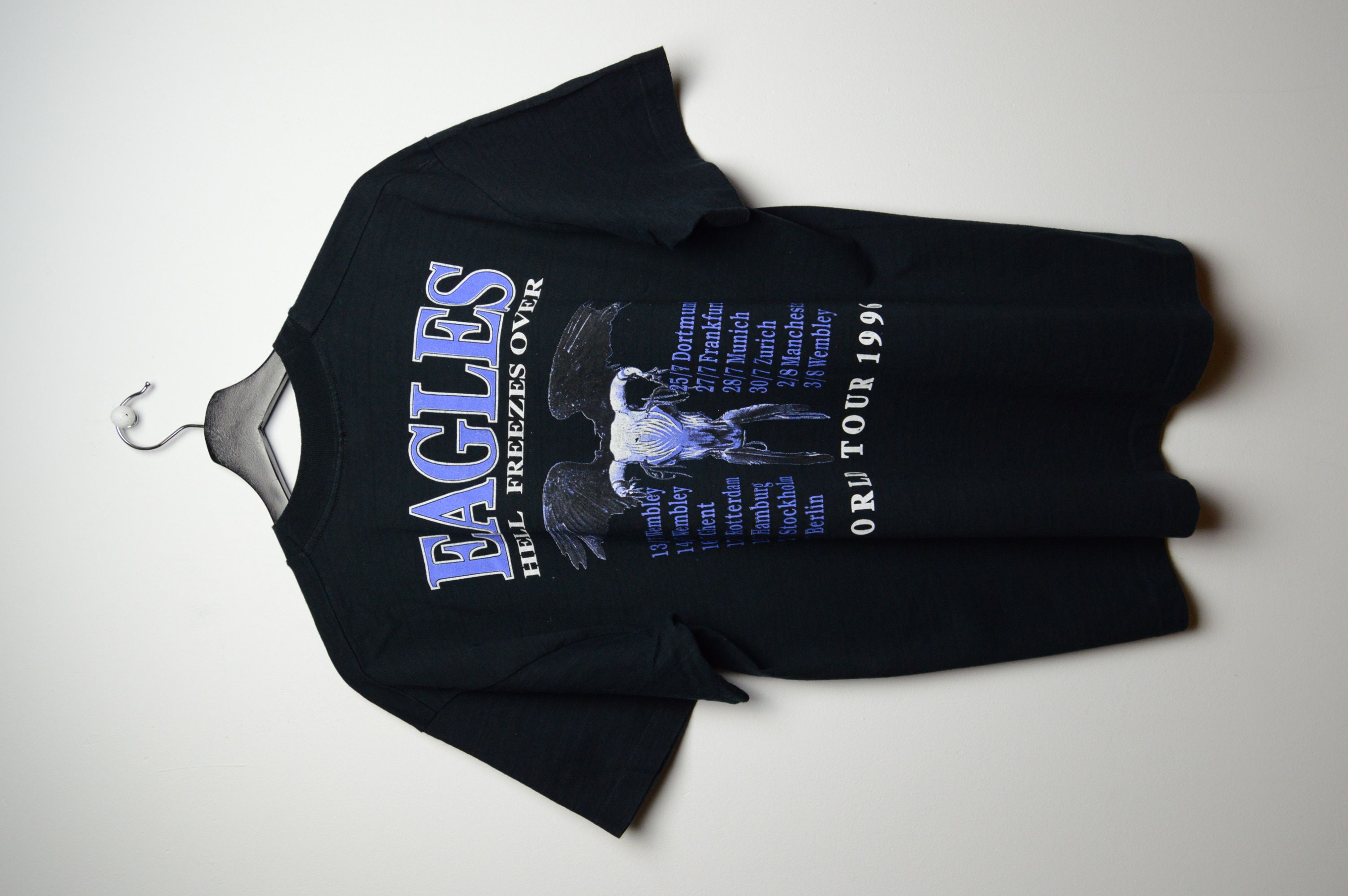 Band Tees EAGLES HELL FREEZES OVER WT1996 tee Size US L / EU 52-54 / 3 - 8 Thumbnail