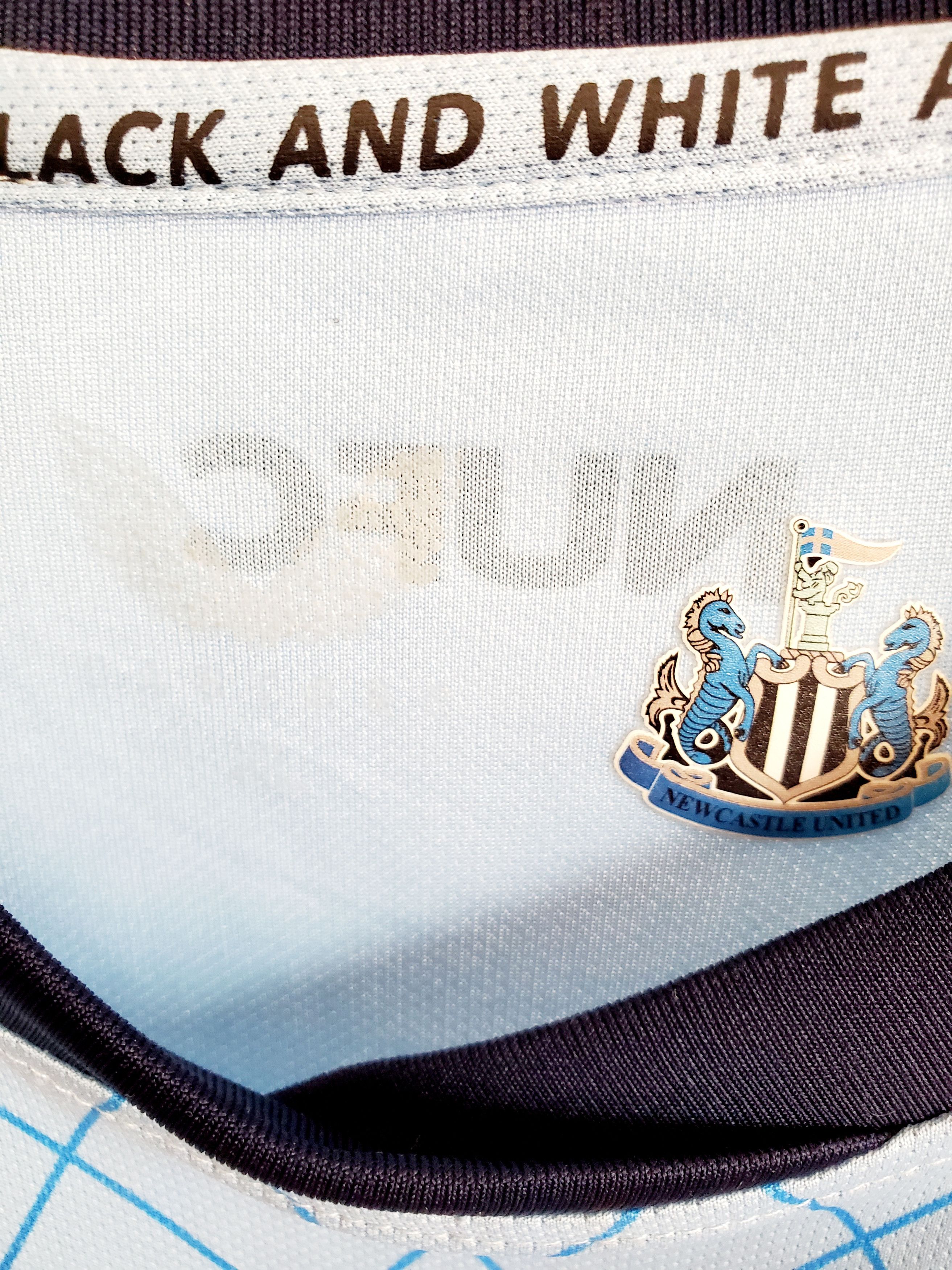 Other Castore Newcastle United FC NUFC Third Shirt 3rd Size US L / EU 52-54 / 3 - 4 Thumbnail