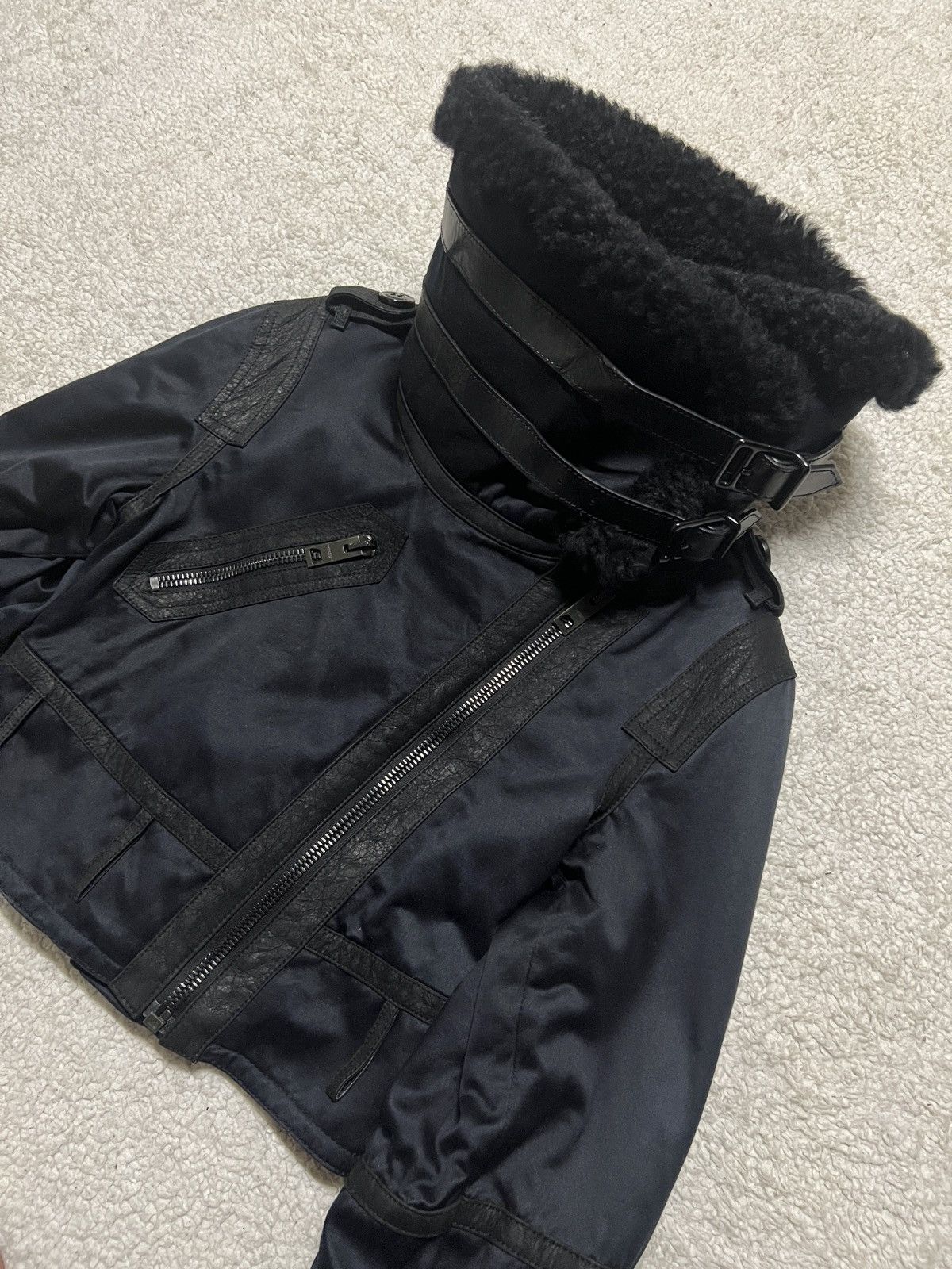 Burberry Prorsum Burberry Prorsum Shearling Aviator Belted Jacket Size XS / US 0-2 / IT 36-38 - 2 Thumbnail