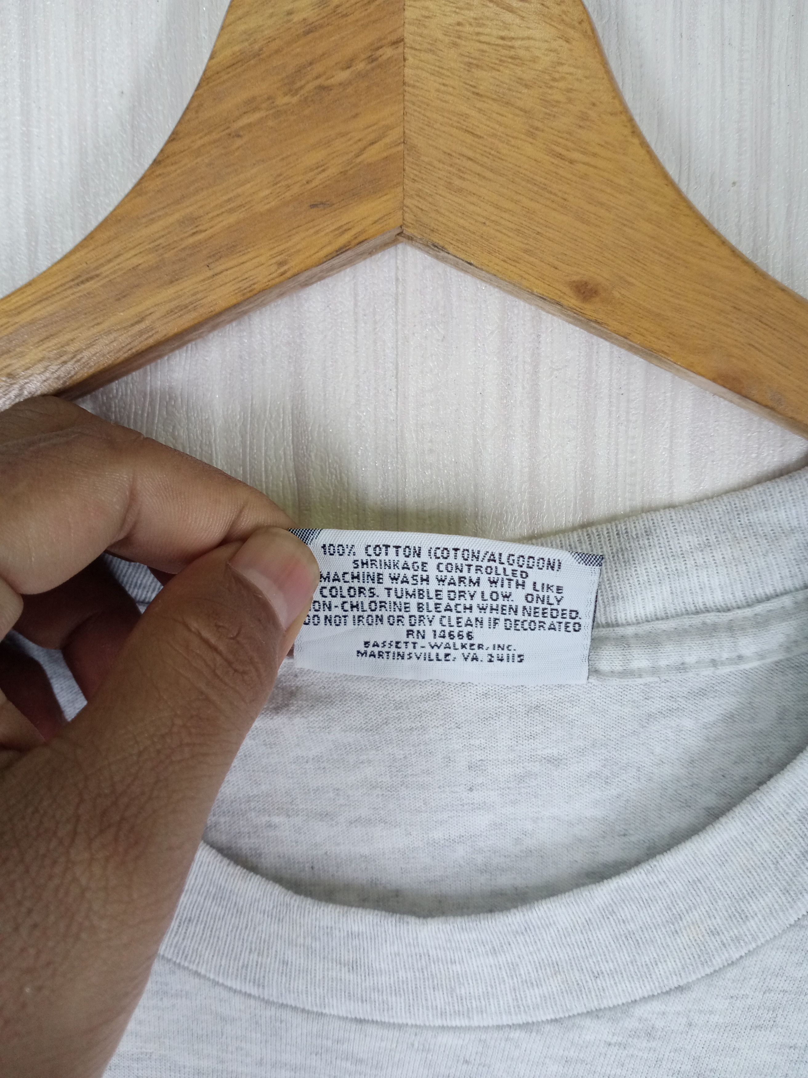 Other Rare Vintage 90s Harvard University Football Team Tshirt Size US XL / EU 56 / 4 - 5 Thumbnail
