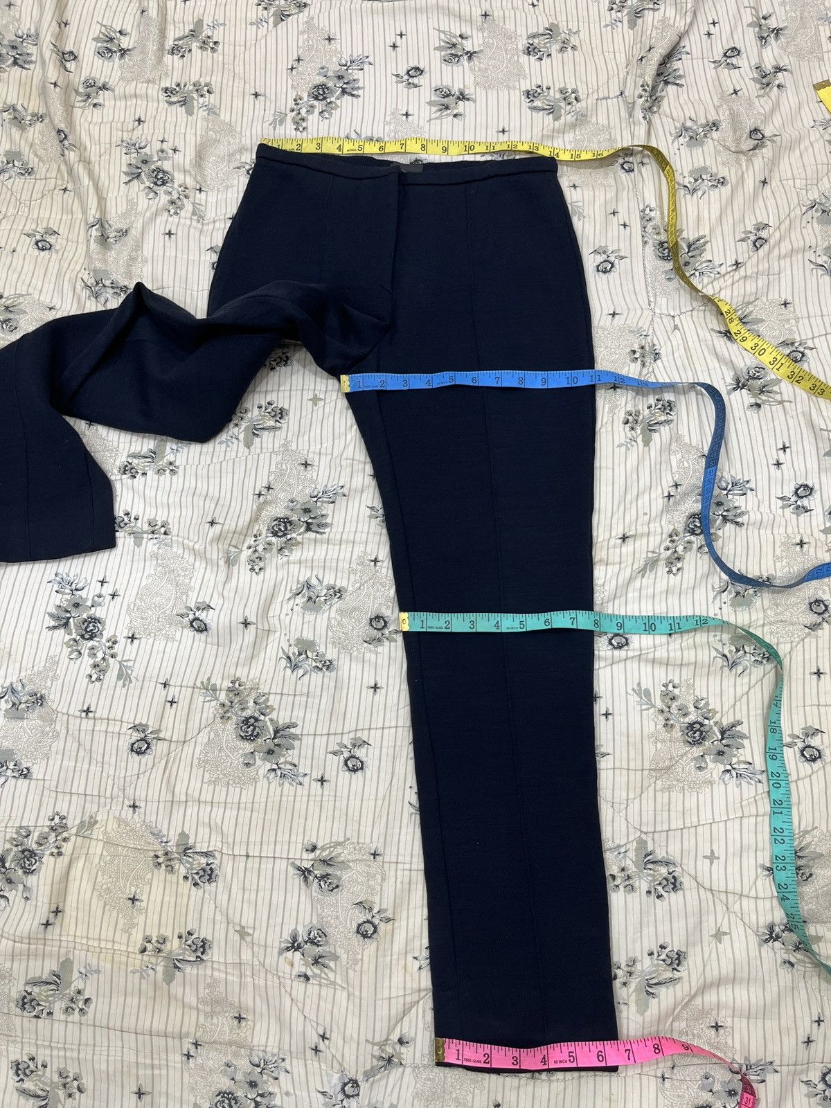 Fendi (Ffff). FENDI ELASTIC PANTS Size 28" / US 6 / IT 42 - 11 Thumbnail
