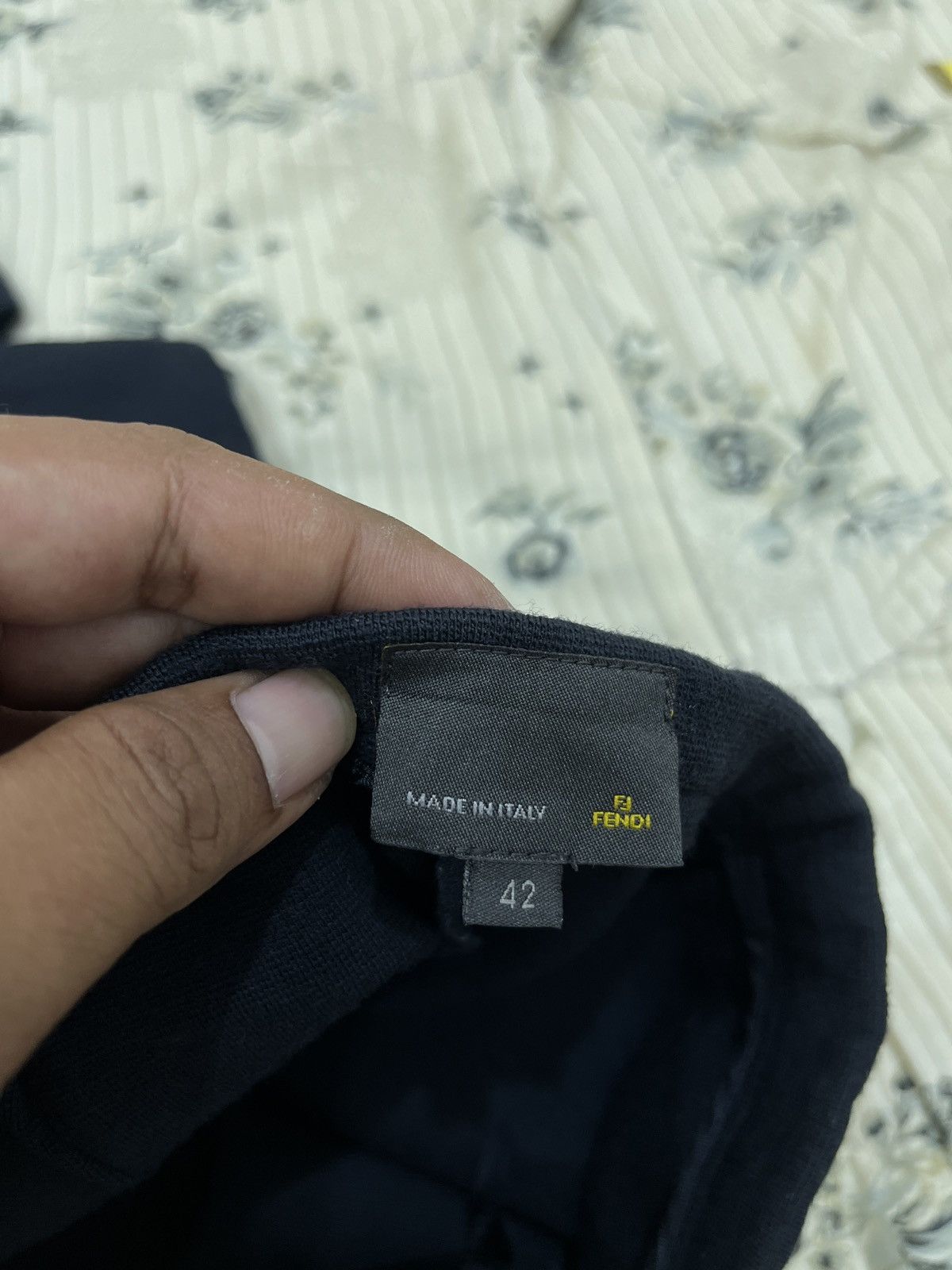 Fendi (Ffff). FENDI ELASTIC PANTS Size 28" / US 6 / IT 42 - 7 Thumbnail