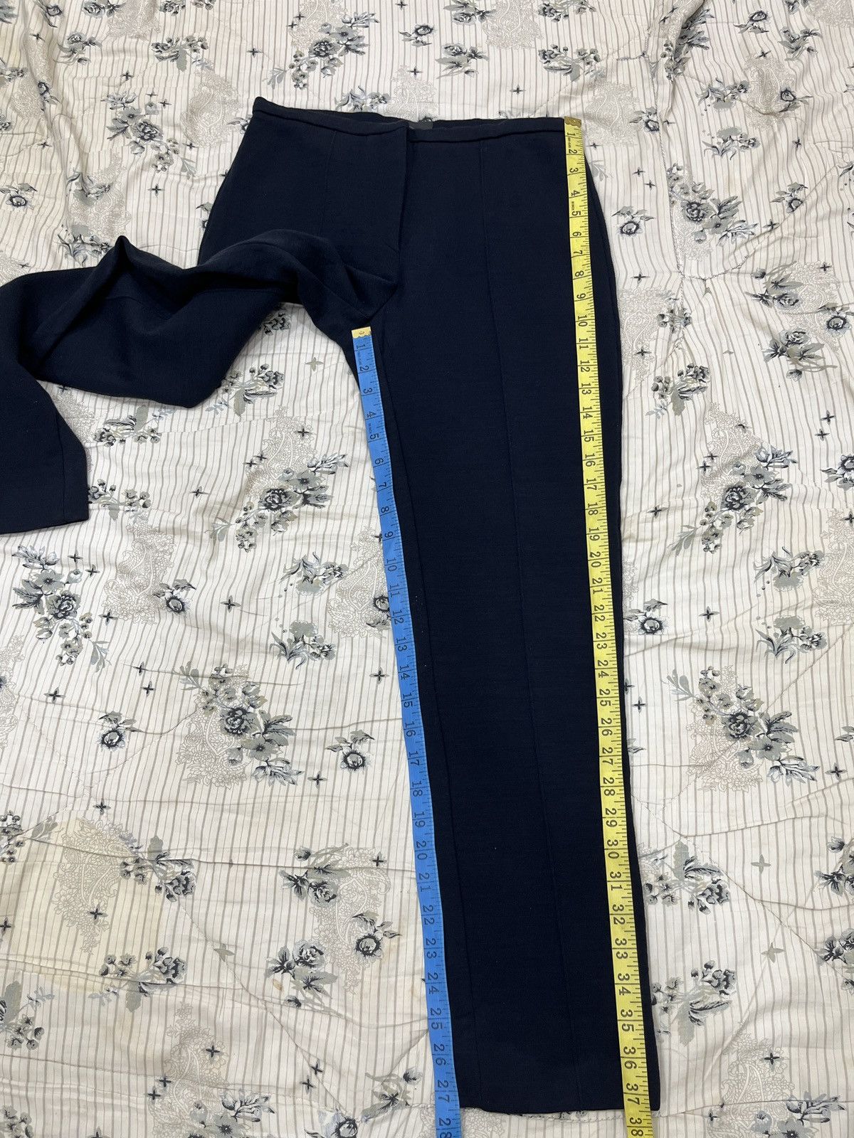 Fendi (Ffff). FENDI ELASTIC PANTS Size 28" / US 6 / IT 42 - 12 Thumbnail