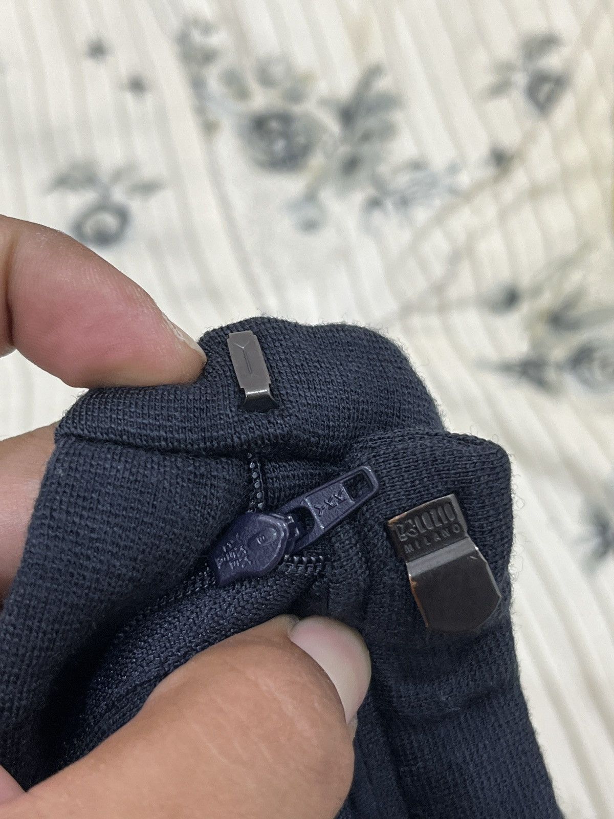 Fendi (Ffff). FENDI ELASTIC PANTS Size 28" / US 6 / IT 42 - 10 Thumbnail