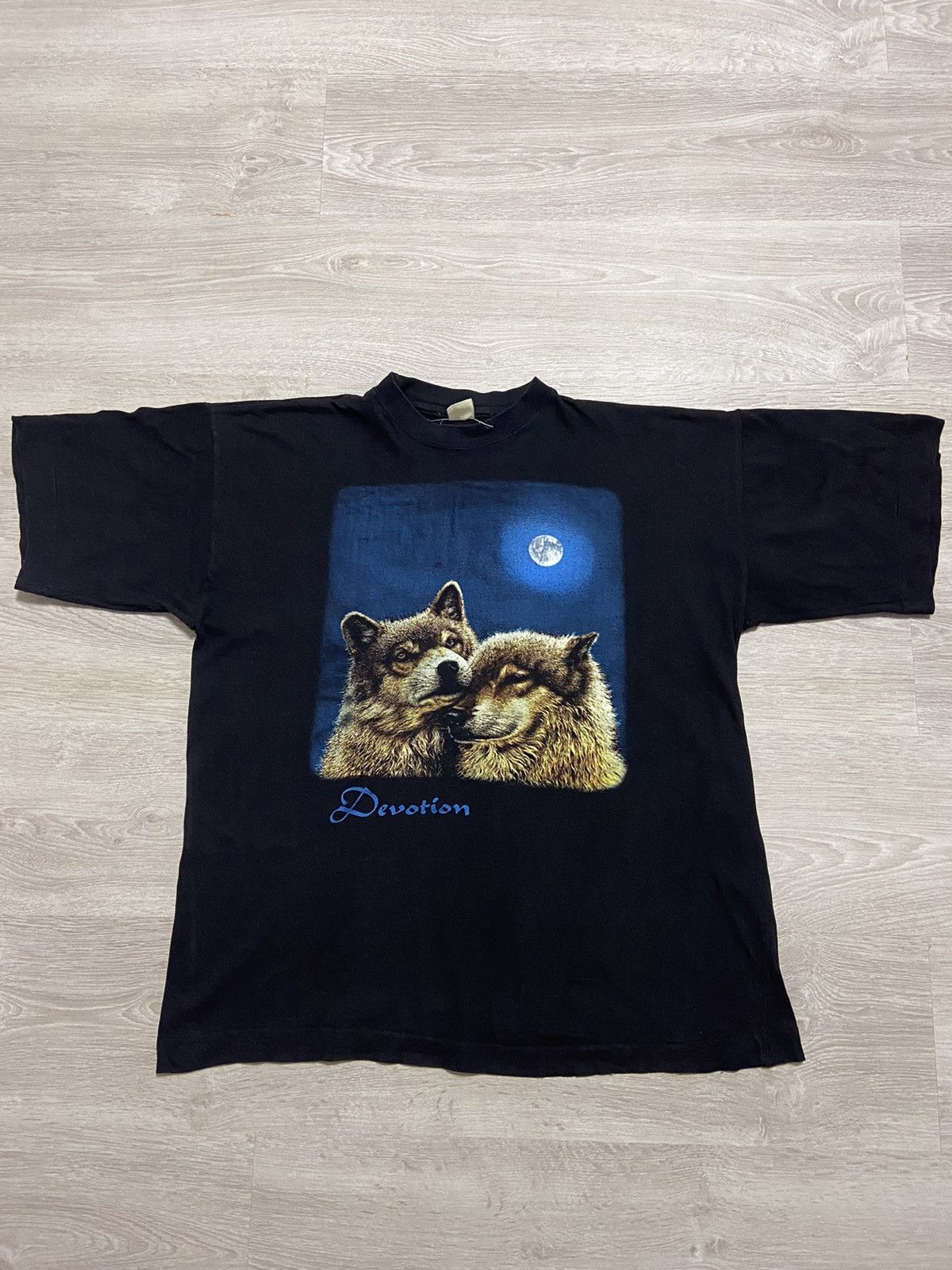 Vintage Vintage 90’s Wolf Devotion size L-XL Size US XL / EU 56 / 4 - 1 Thumbnail