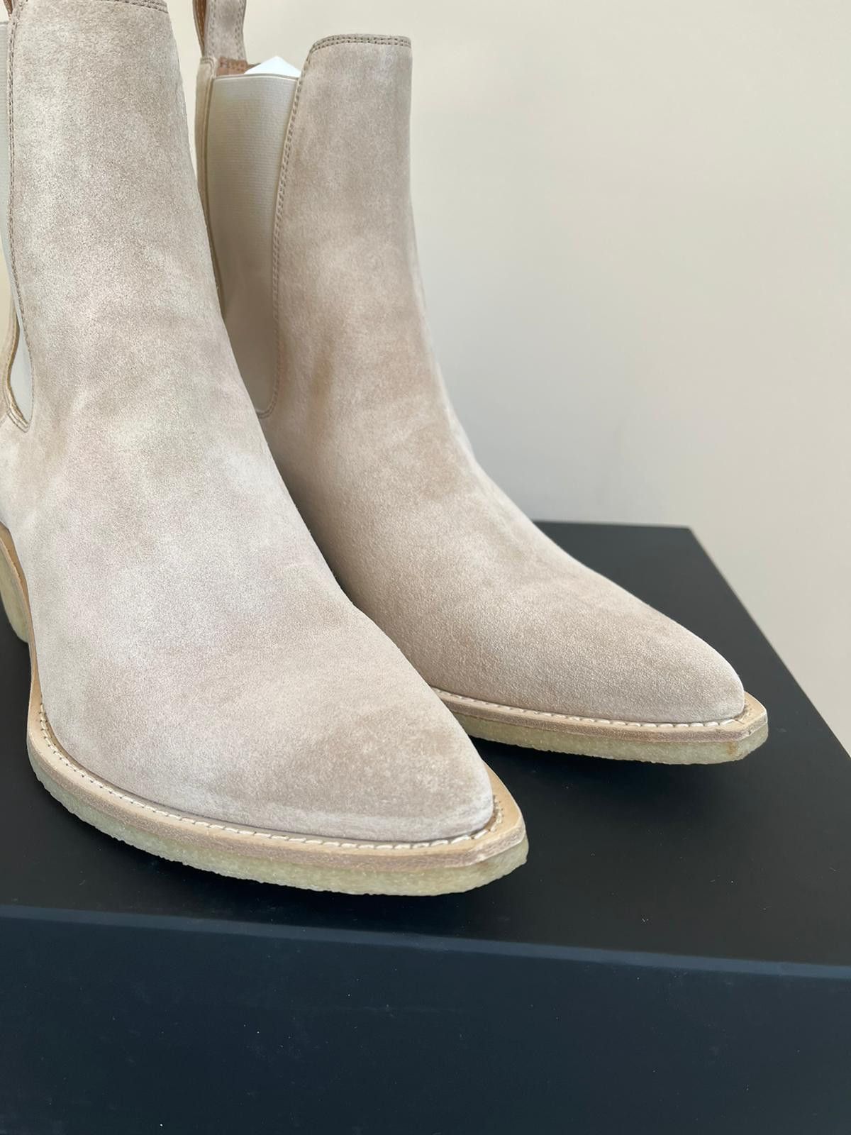 Amiri Crepe Pointy Toe Chelsea Boot in Tan Size US 11 / EU 44 - 8 Thumbnail