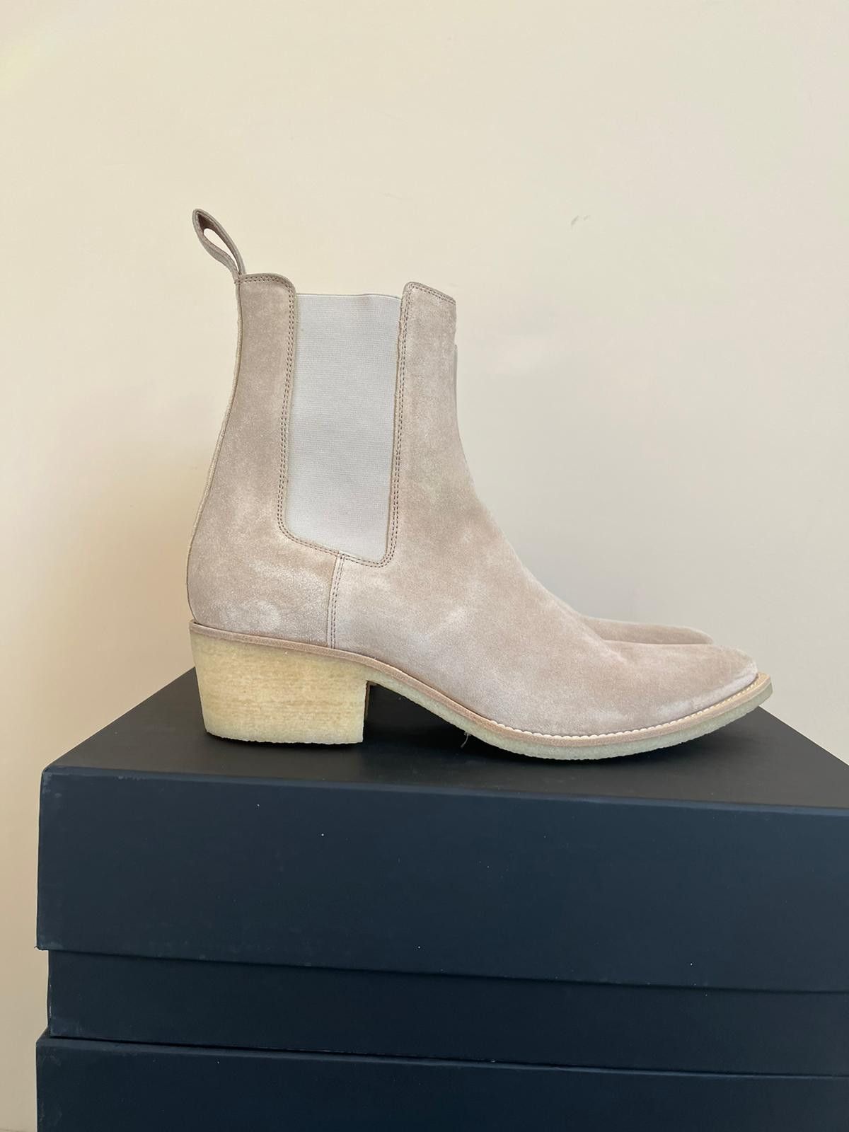 Amiri Crepe Pointy Toe Chelsea Boot in Tan Size US 11 / EU 44 - 1 Thumbnail