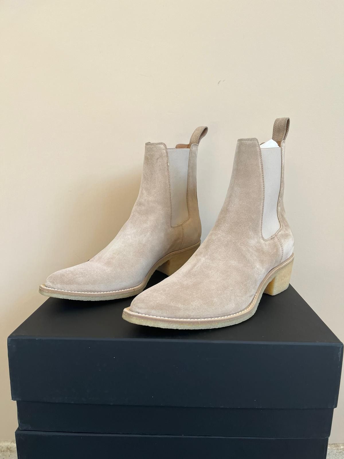 Amiri Crepe Pointy Toe Chelsea Boot in Tan Size US 11 / EU 44 - 12 Thumbnail