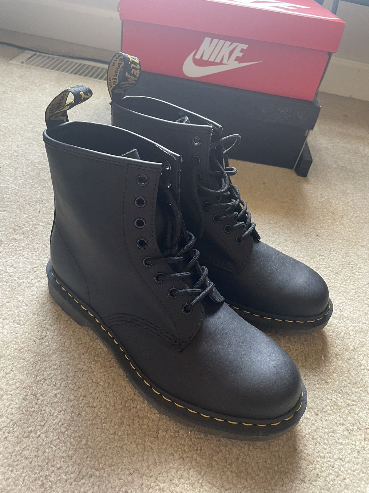 Other Doc Martens Wyoming Boots Size US 9 / EU 42 - 2 Thumbnail
