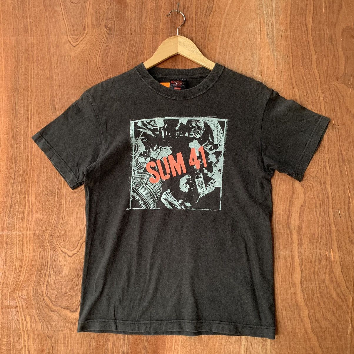 🔥STEAL🔥Vintage Y2K SUM41 Pop punk band tee
