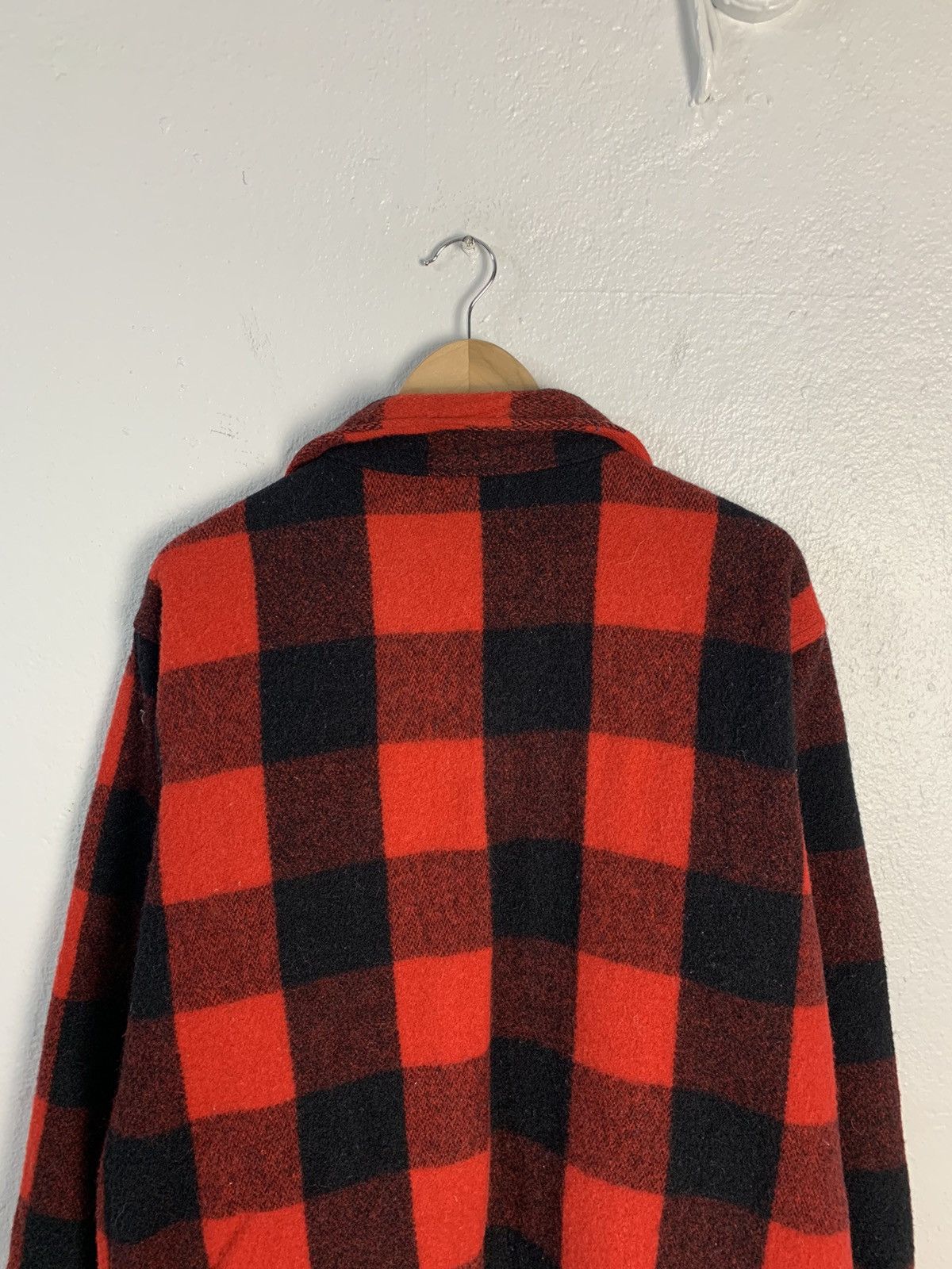 Vintage Vintage 70s Woolrich Plaid Jacket Size US L / EU 52-54 / 3 - 9 Thumbnail