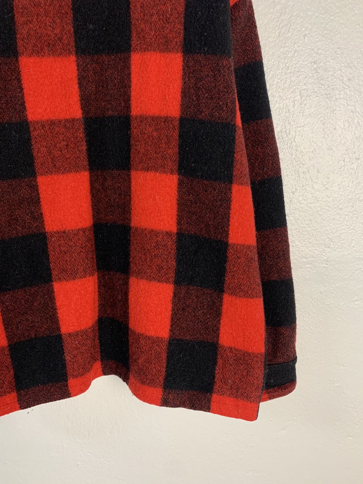 Vintage Vintage 70s Woolrich Plaid Jacket Size US L / EU 52-54 / 3 - 7 Thumbnail