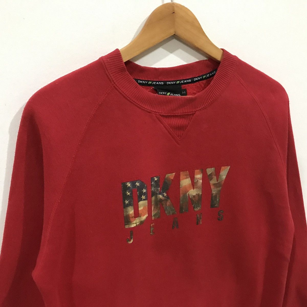 DKNY rare dkny jeans big logo jumper pullover sweatshirt Size US M / EU 48-50 / 2 - 3 Thumbnail