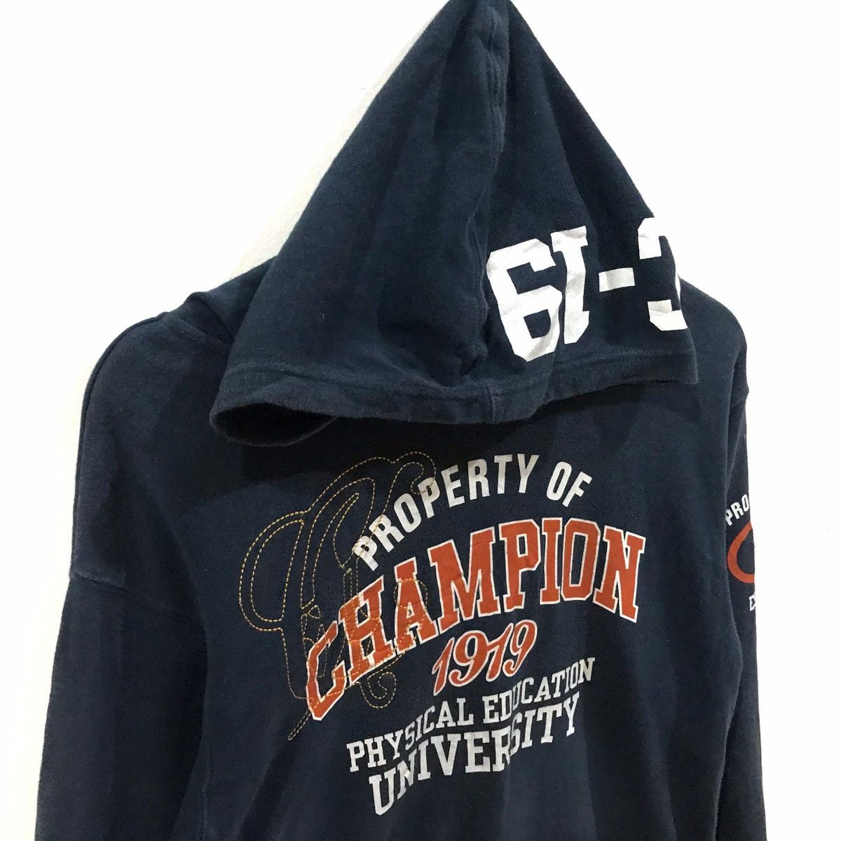 Champion vintage champion big logo jumper pullover hoodie Size US S / EU 44-46 / 1 - 3 Thumbnail