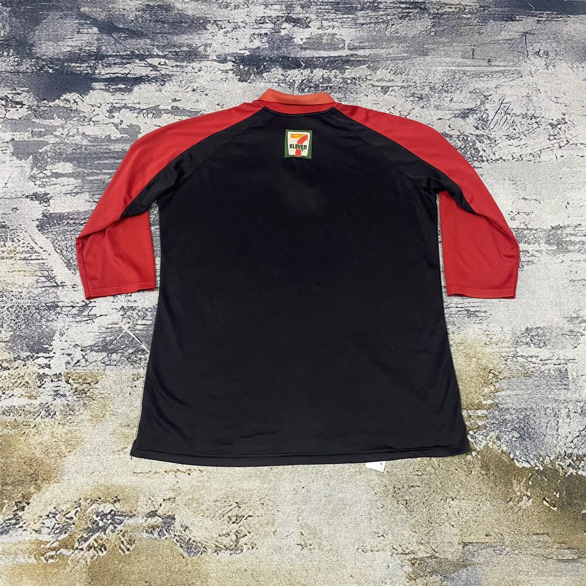 image of Vintage Japanese 7 Eleven Worker Long Sleeve in Black, Men's (Size Large)
