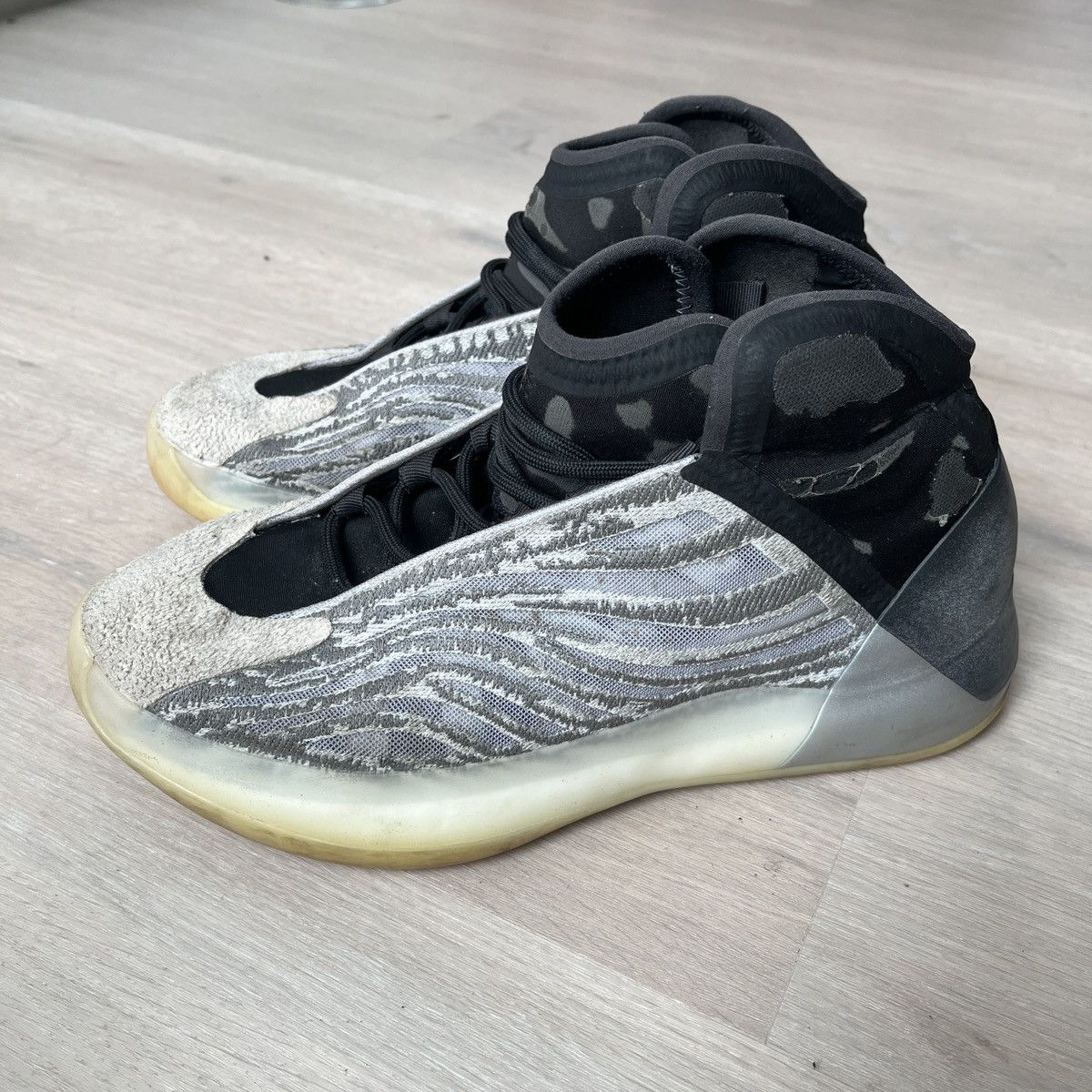Adidas × Kanye West Adidas Yeezy Quantum Quantum Men Size 10 Size US 10 / EU 43 - 5 Thumbnail