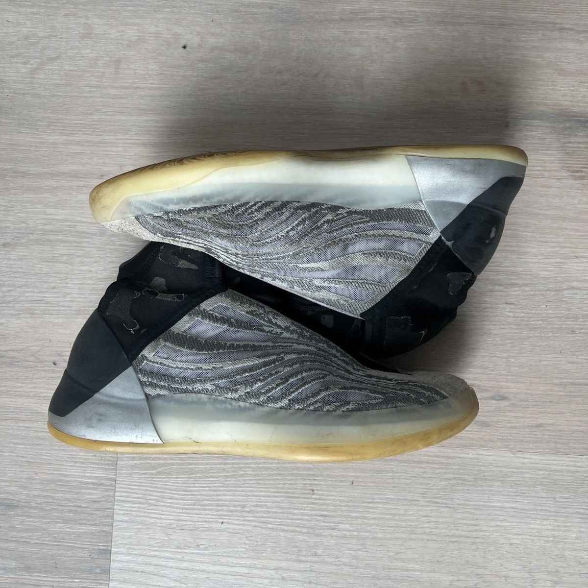 Adidas × Kanye West Adidas Yeezy Quantum Quantum Men Size 10 Size US 10 / EU 43 - 3 Thumbnail