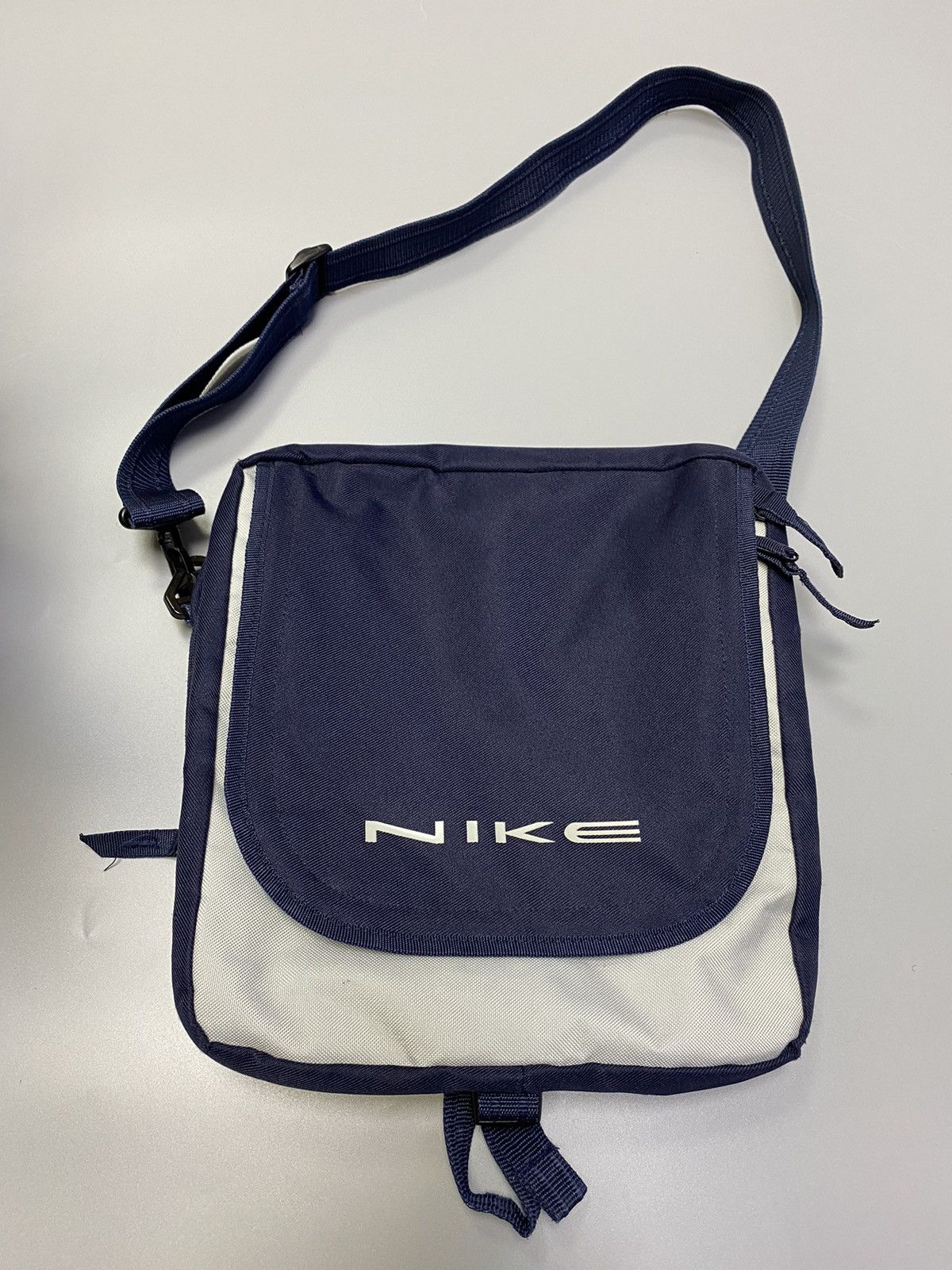 Nike × Vintage Vintage 90s Nike Shoulders Bag Size ONE SIZE - 3 Thumbnail