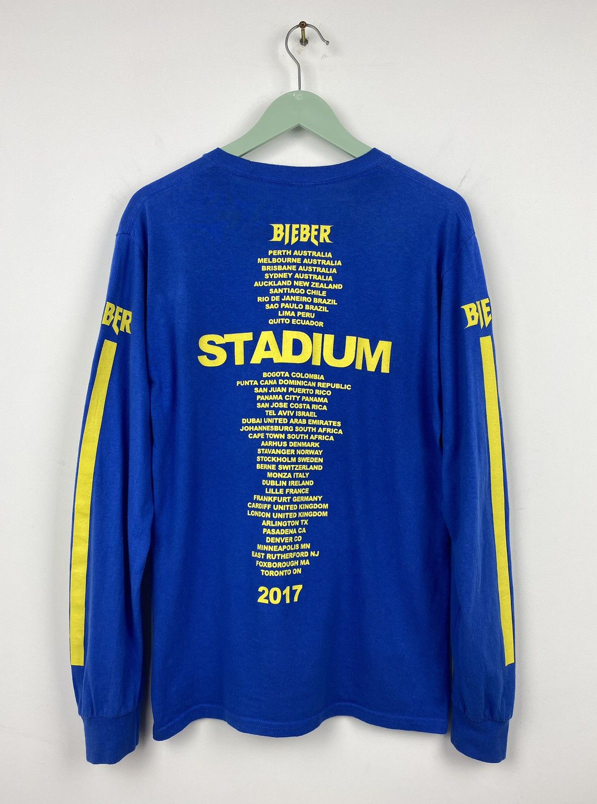 Band Tees Justin Bieber Stadium Long Sleeve T Shirt Gaga Taylor Swift Size US S / EU 44-46 / 1 - 4 Thumbnail
