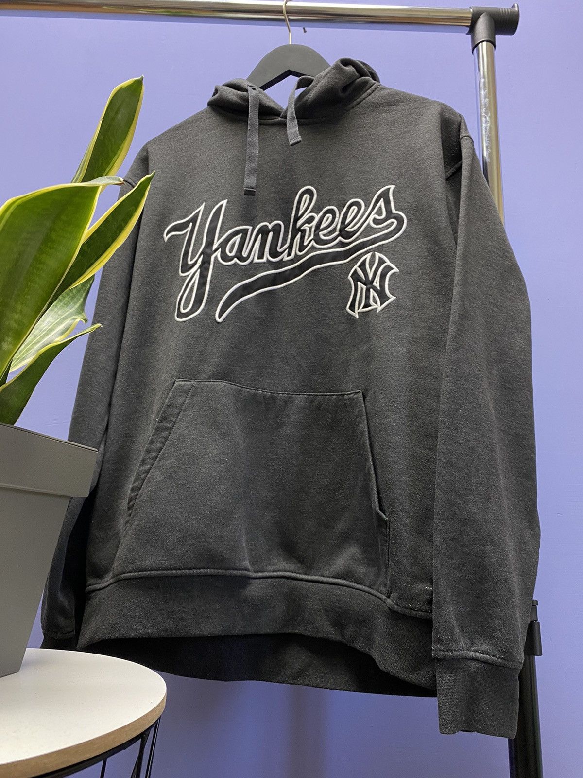 MLB × Majestic × New York Yankees Majestic New York Yankees Big Logo Hoodie Size US XL / EU 56 / 4 - 5 Thumbnail