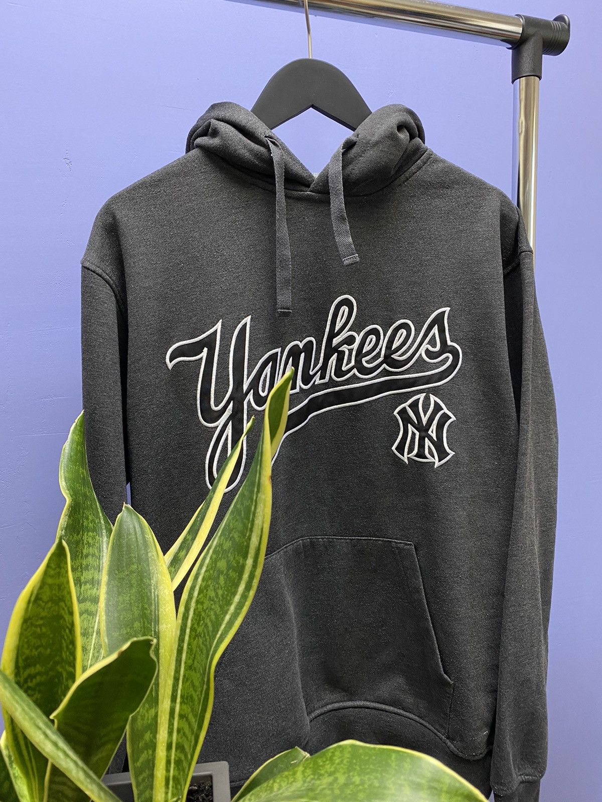 MLB × Majestic × New York Yankees Majestic New York Yankees Big Logo Hoodie Size US XL / EU 56 / 4 - 3 Thumbnail