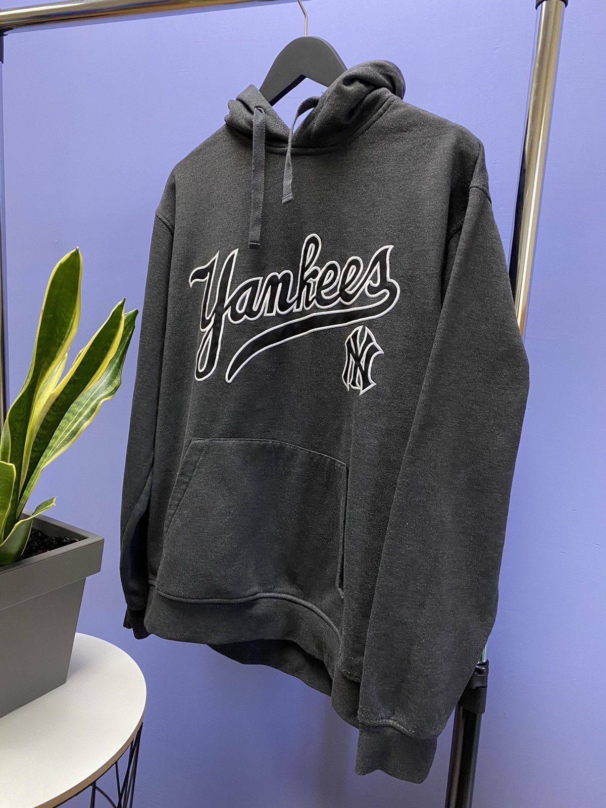 MLB × Majestic × New York Yankees Majestic New York Yankees Big Logo Hoodie Size US XL / EU 56 / 4 - 2 Thumbnail