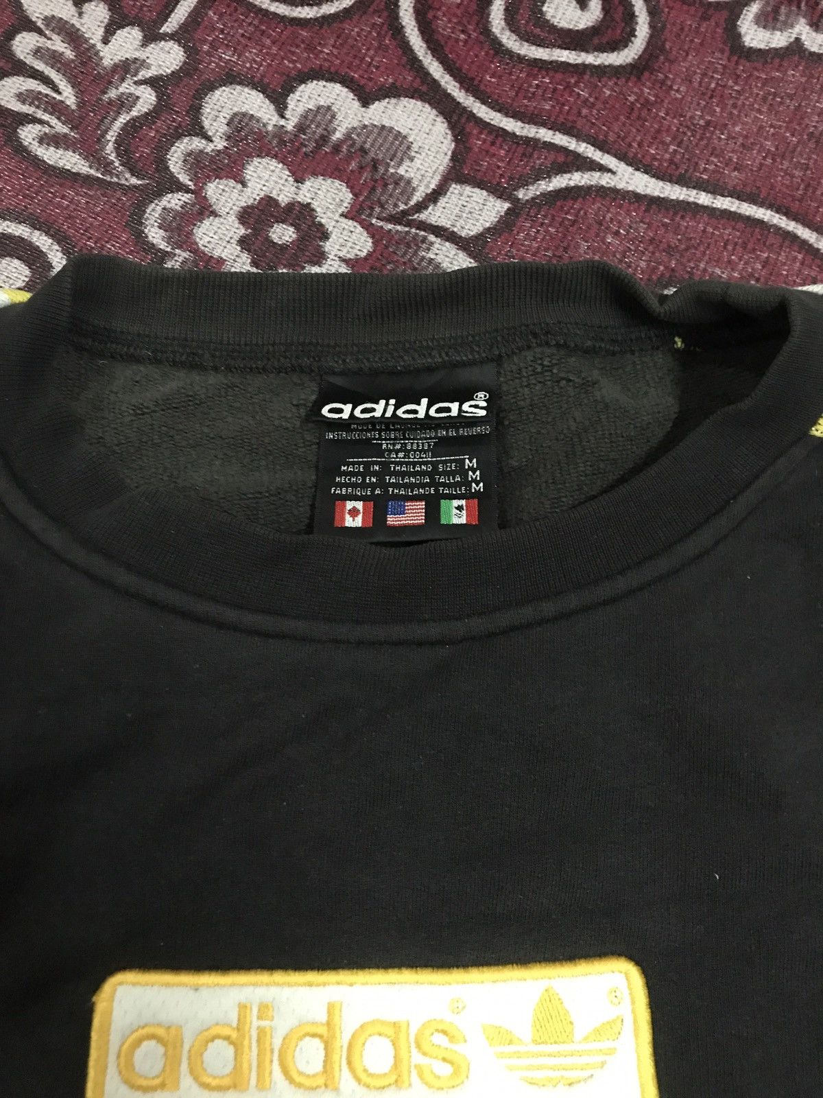 Adidas × Japanese Brand × Vintage Adidas big logo spellout yellow colour Size US M / EU 48-50 / 2 - 4 Thumbnail