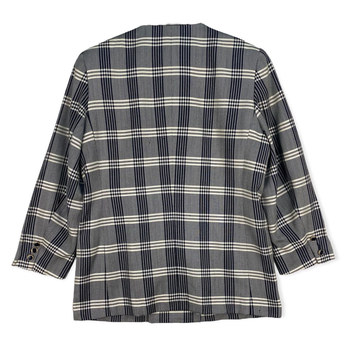 Burberry Vintage Burberry Double breasted Jacket/Coat Size US S / EU 44-46 / 1 - 3 Thumbnail