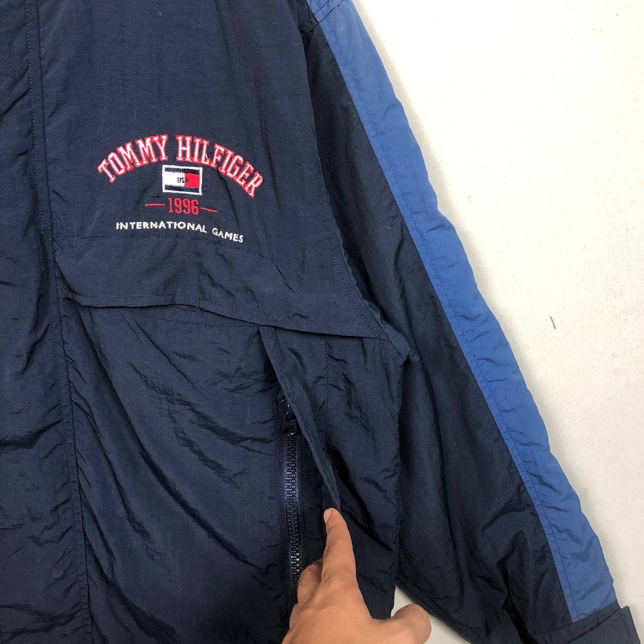Tommy Hilfiger × Vintage Vintage 90s Tommy Hilfiger USA Sailing Gear Jacket Size US M / EU 48-50 / 2 - 9 Thumbnail