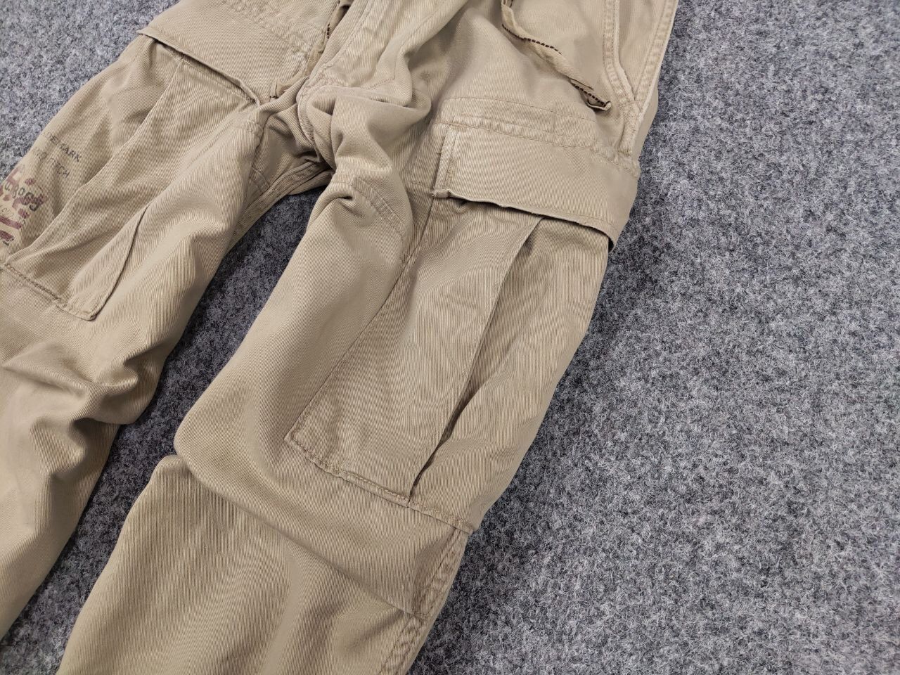 Japanese Brand Vintage 90's Japanese Baggy cargo Beige cotton Pants Hype Size US 34 / EU 50 - 5 Thumbnail