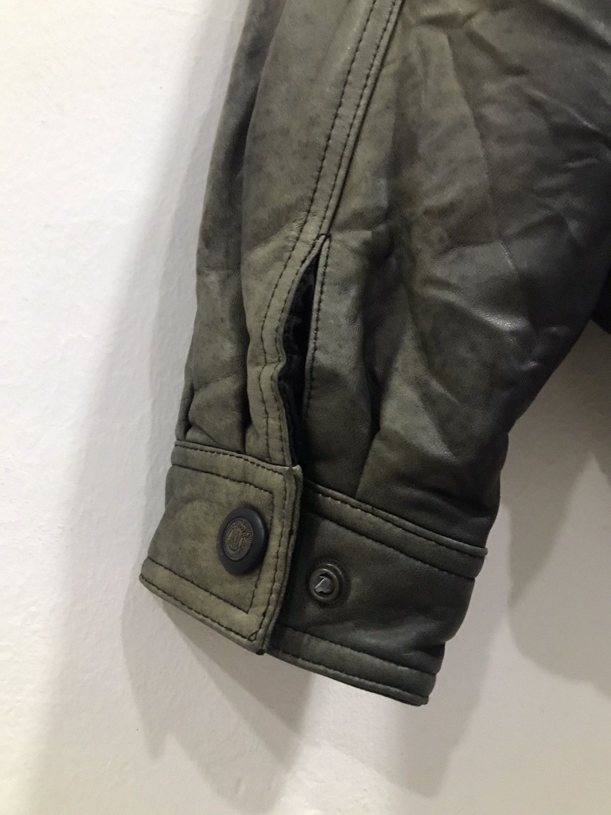Indian Motorcycle Vintage sun faded Leather biker Jacket Indian Size US L / EU 52-54 / 3 - 14 Thumbnail